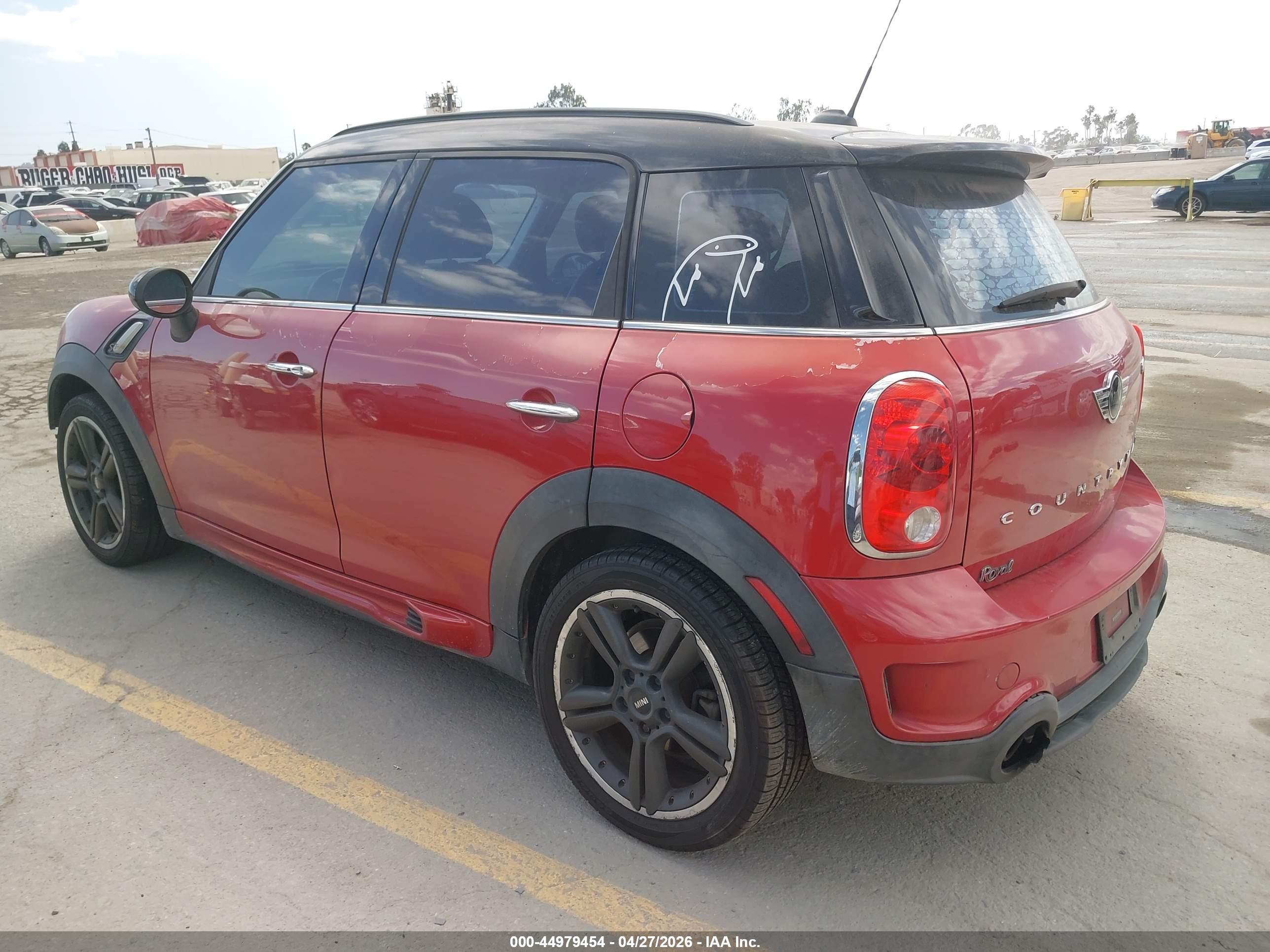 MINI COUNTRYMAN image 3