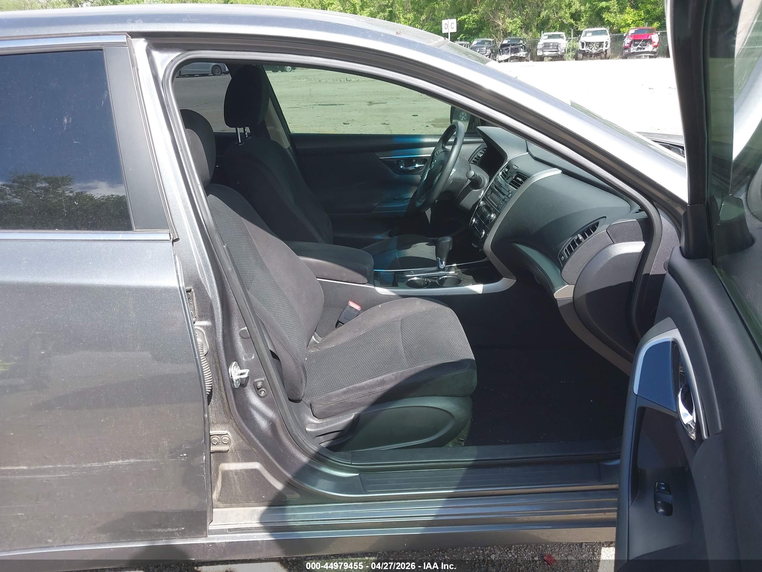 NISSAN ALTIMA image 5