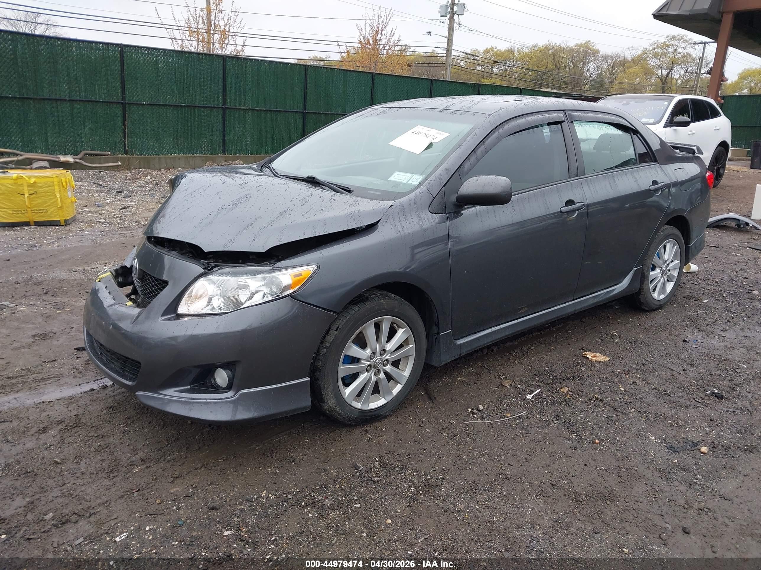 TOYOTA COROLLA image 2