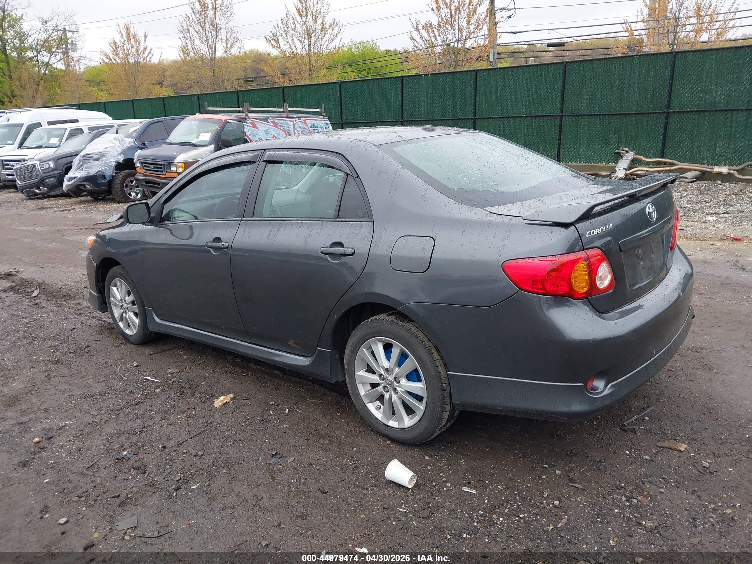 TOYOTA COROLLA image 3