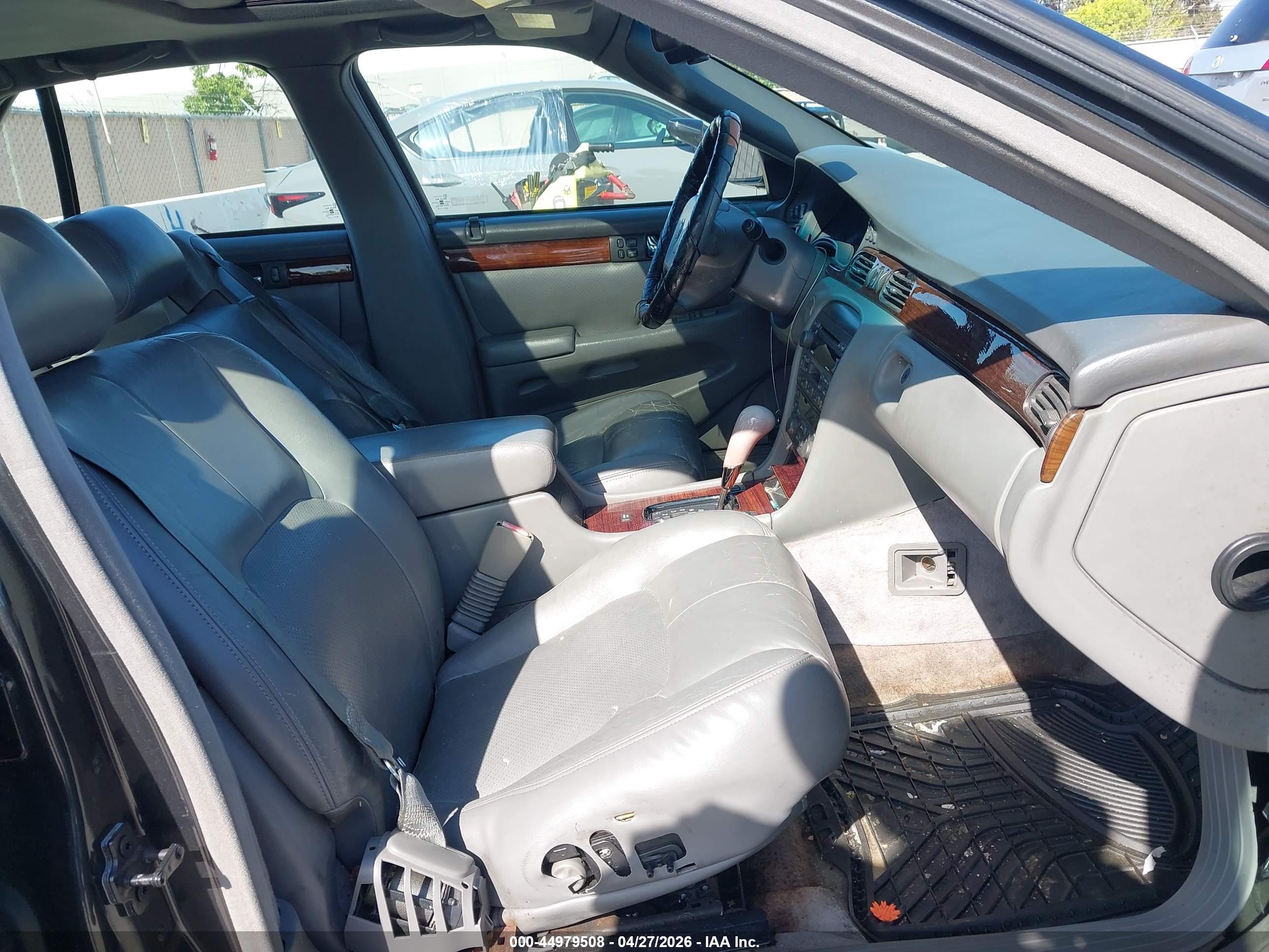 CADILLAC SEVILLE image 5