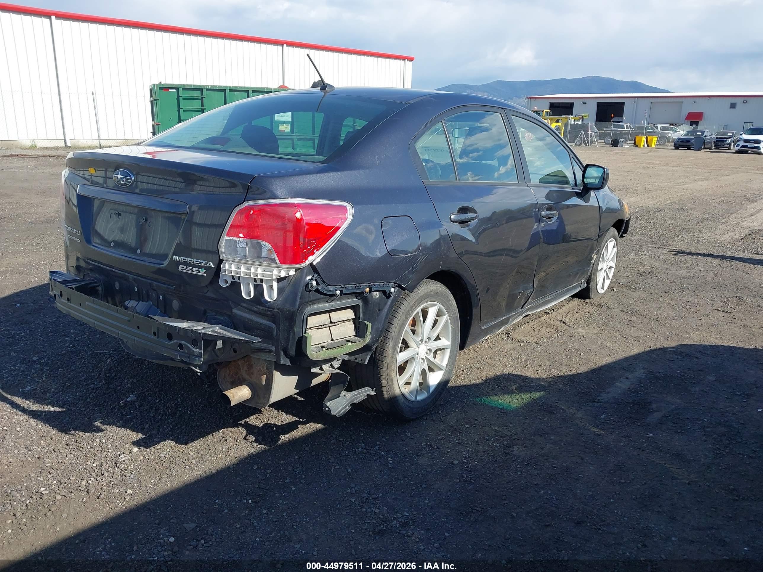 SUBARU IMPREZA image 4