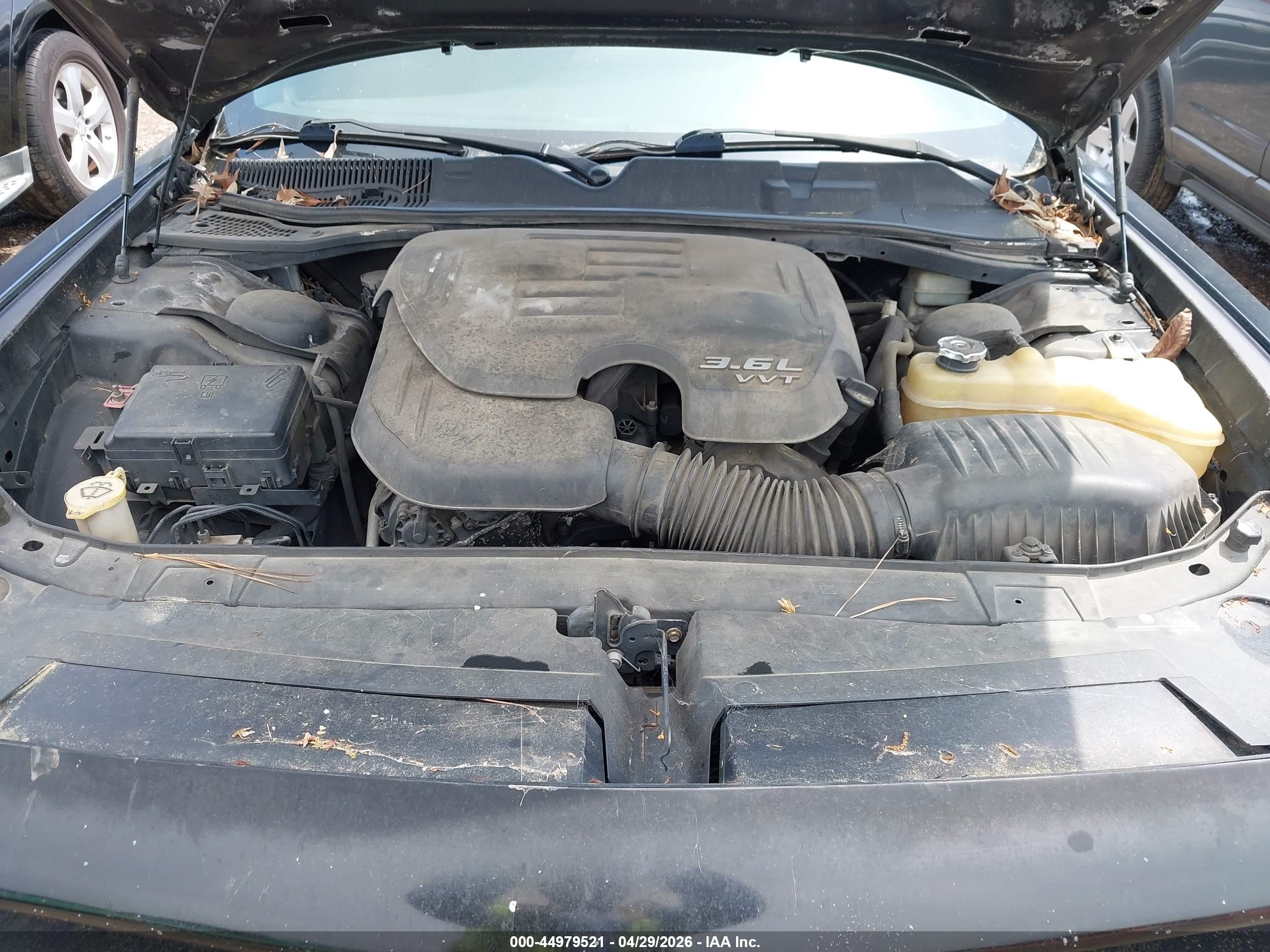 DODGE CHALLENGER image 10