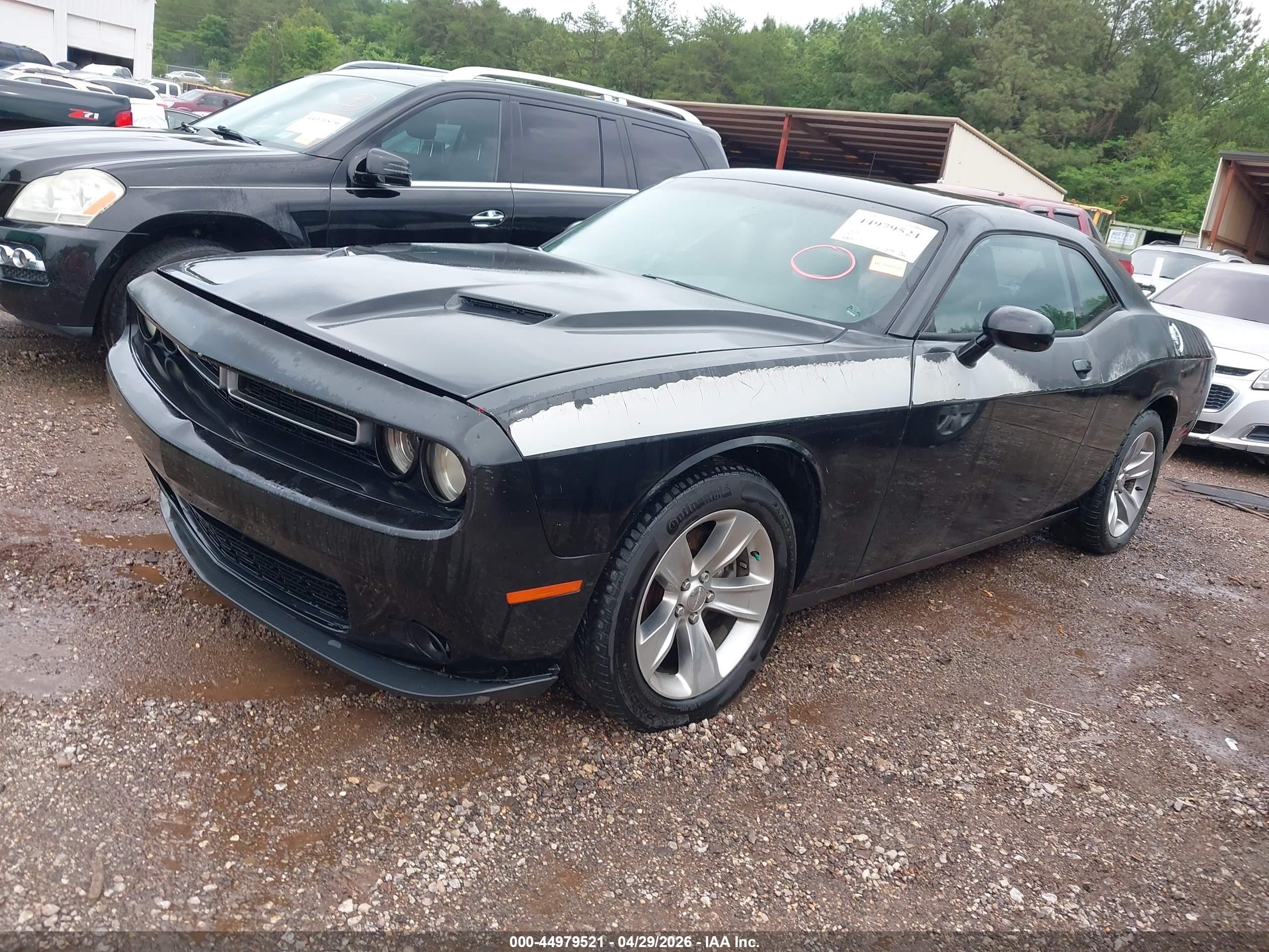 DODGE CHALLENGER image 2