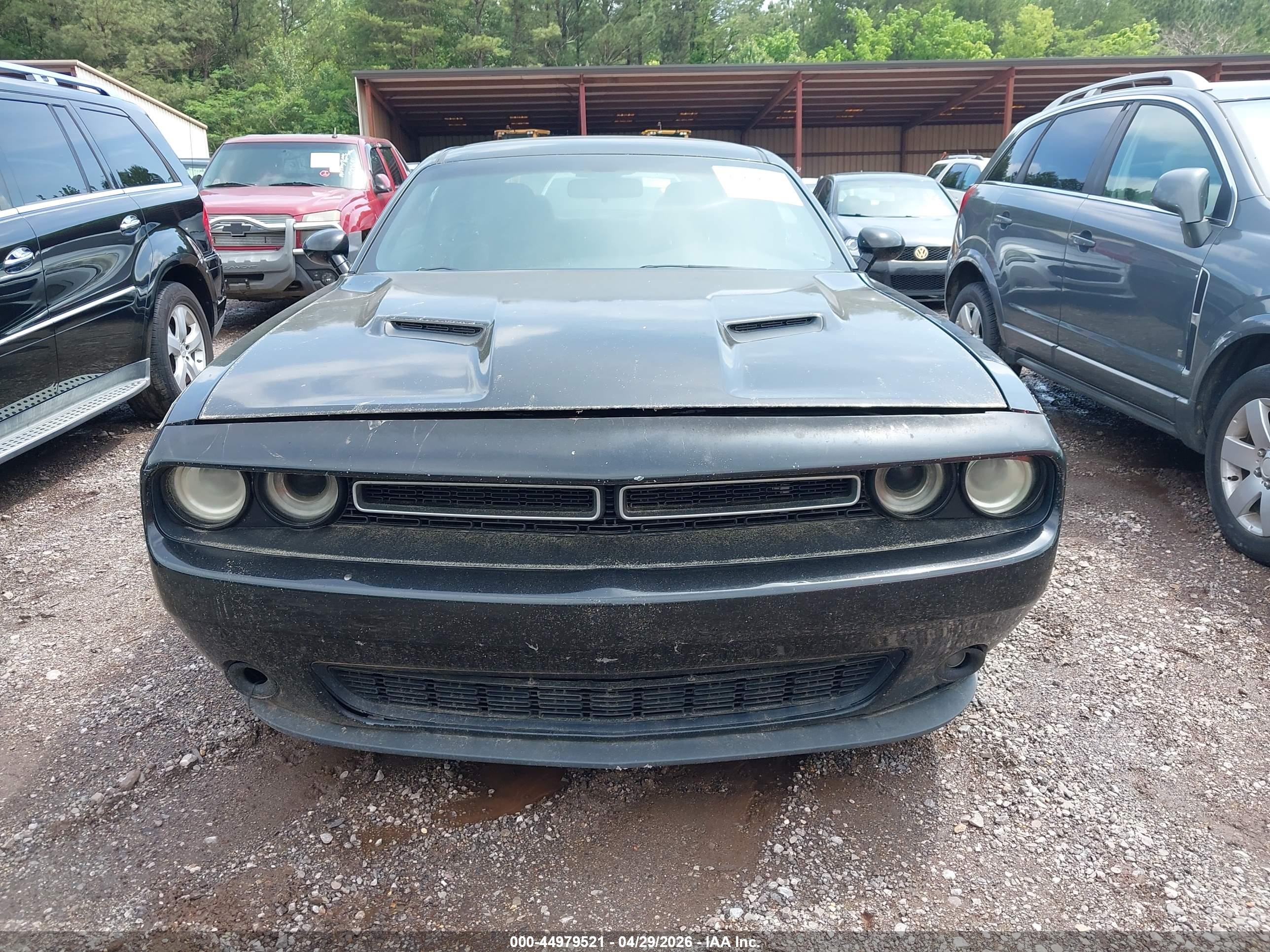 DODGE CHALLENGER image 6