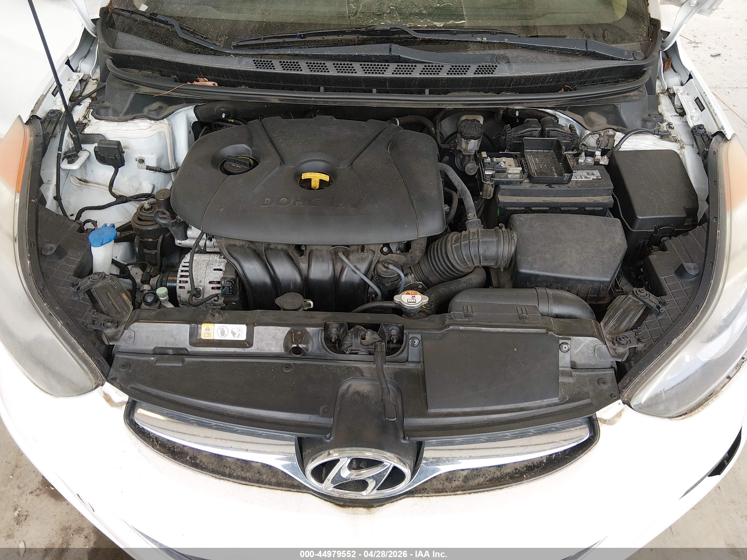HYUNDAI ELANTRA image 10
