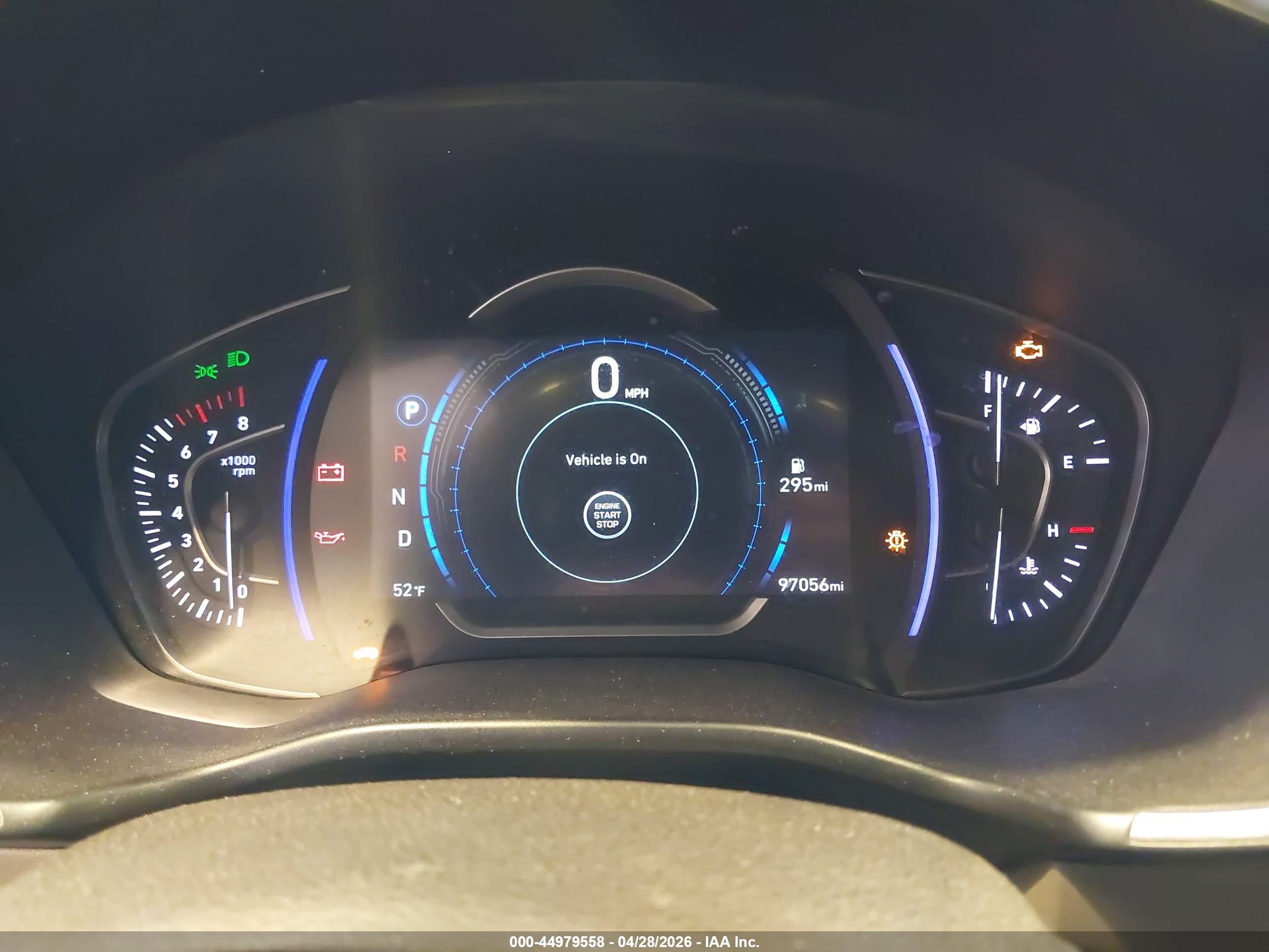HYUNDAI SANTA image 7