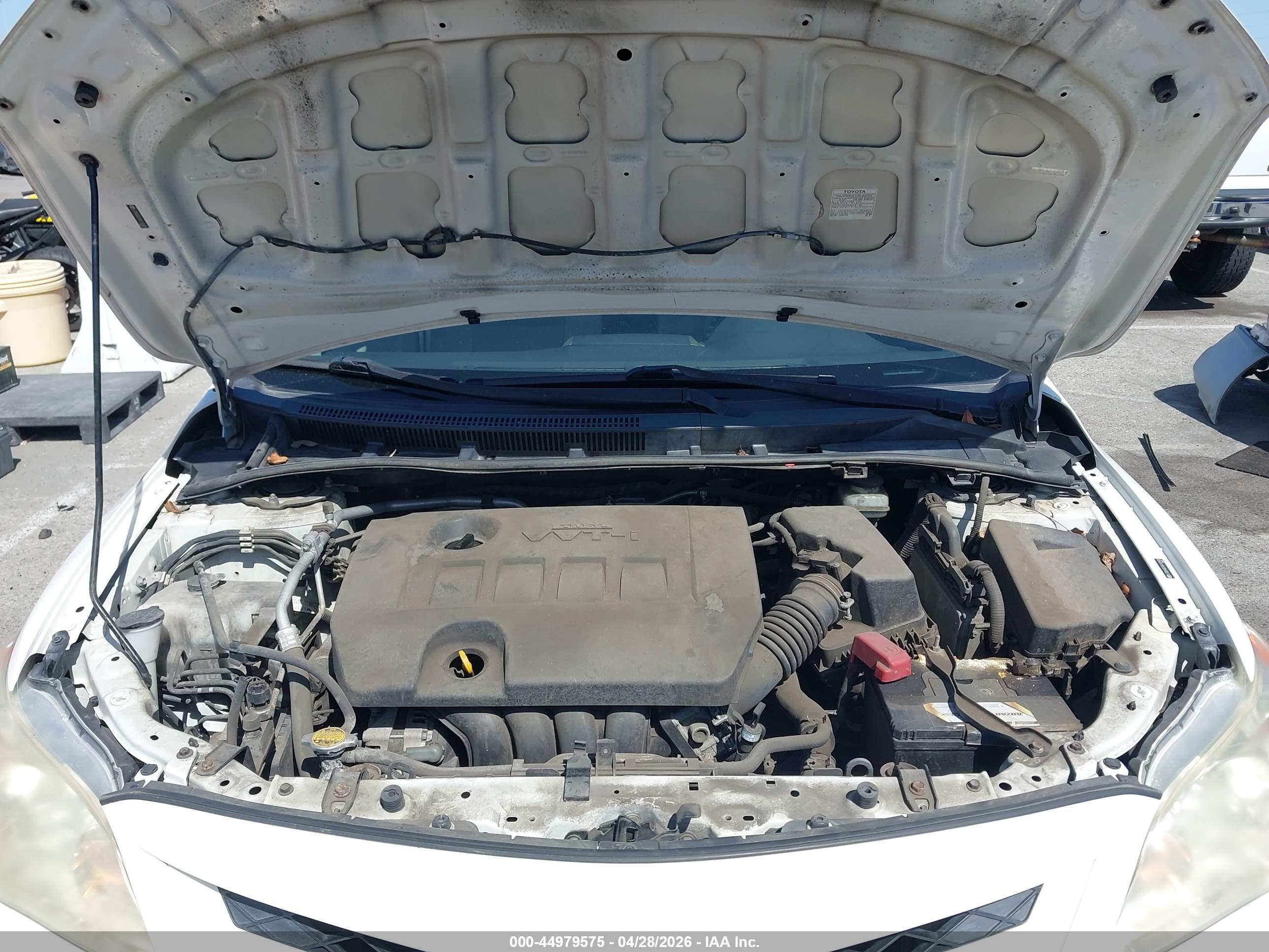 TOYOTA COROLLA image 10