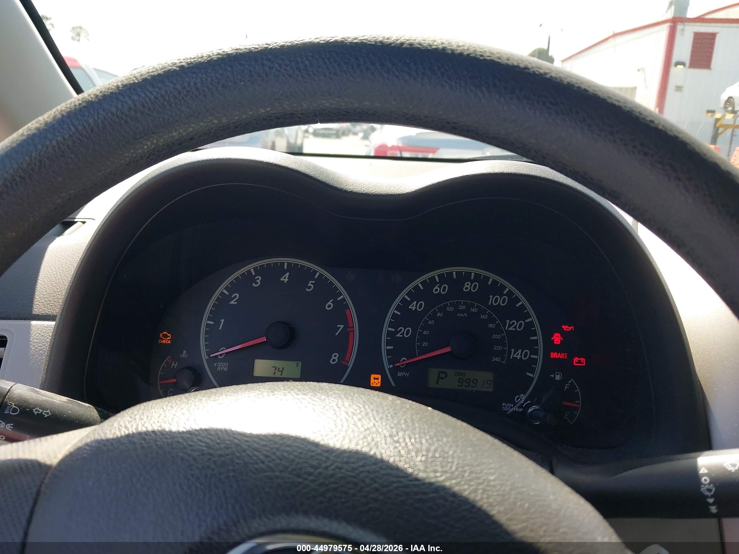 TOYOTA COROLLA image 7