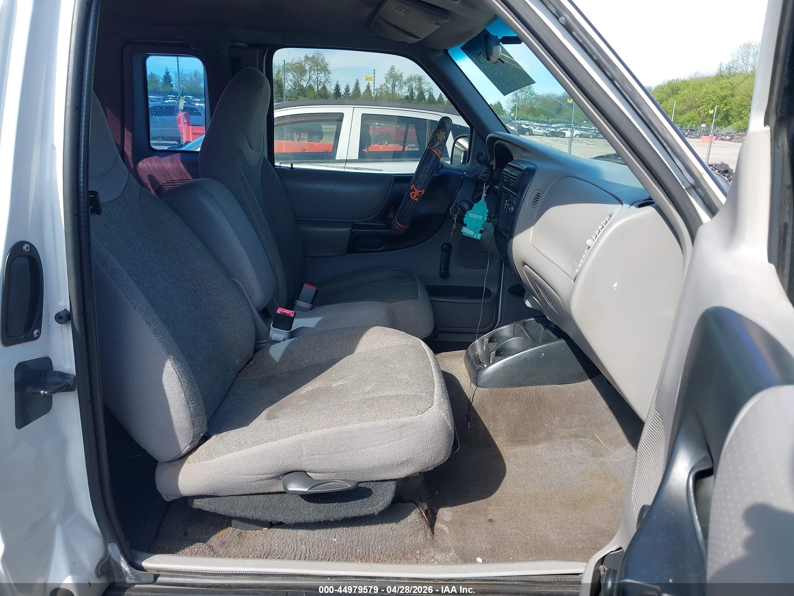 FORD RANGER image 5