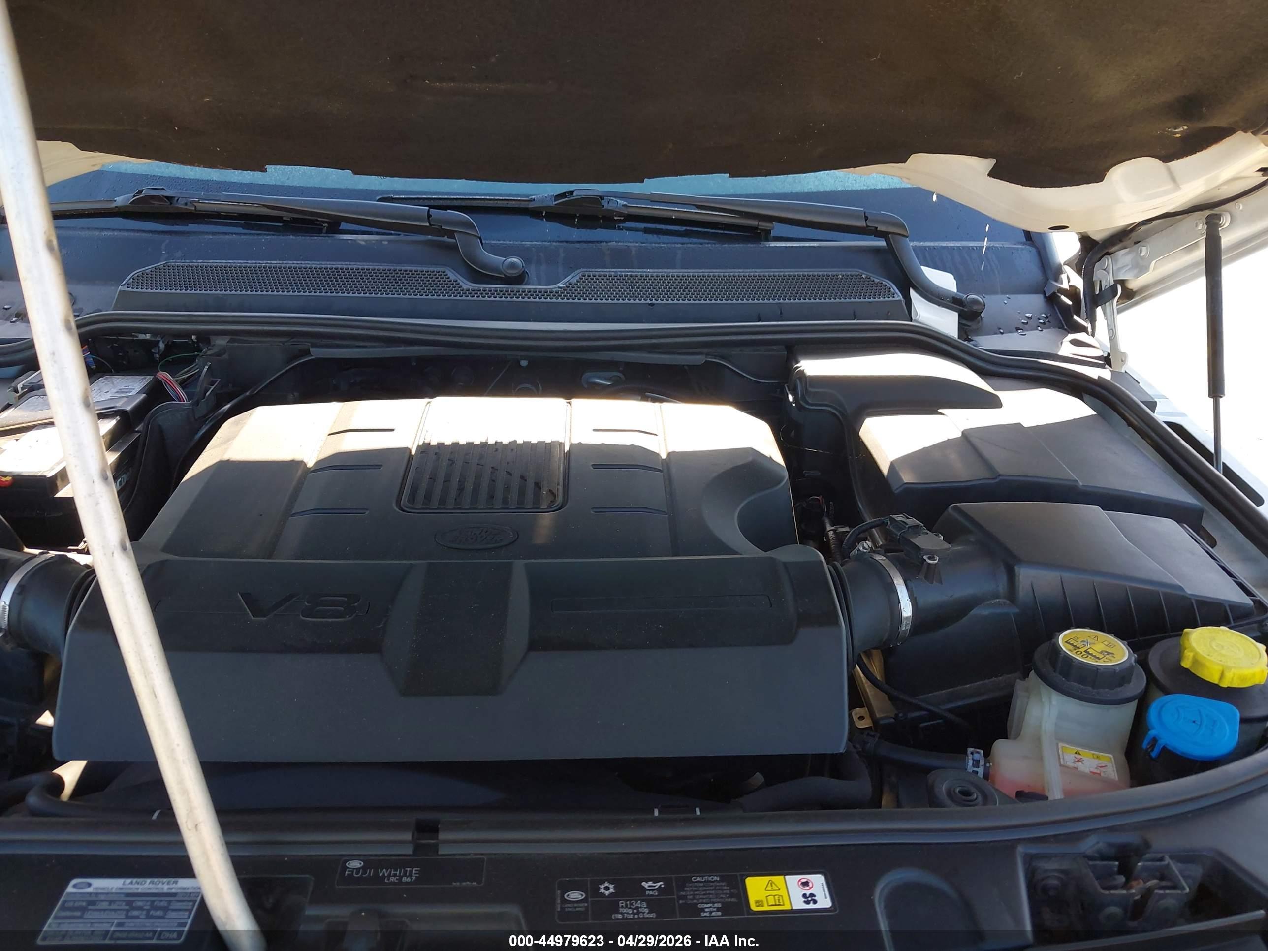 LAND ROVER image 10