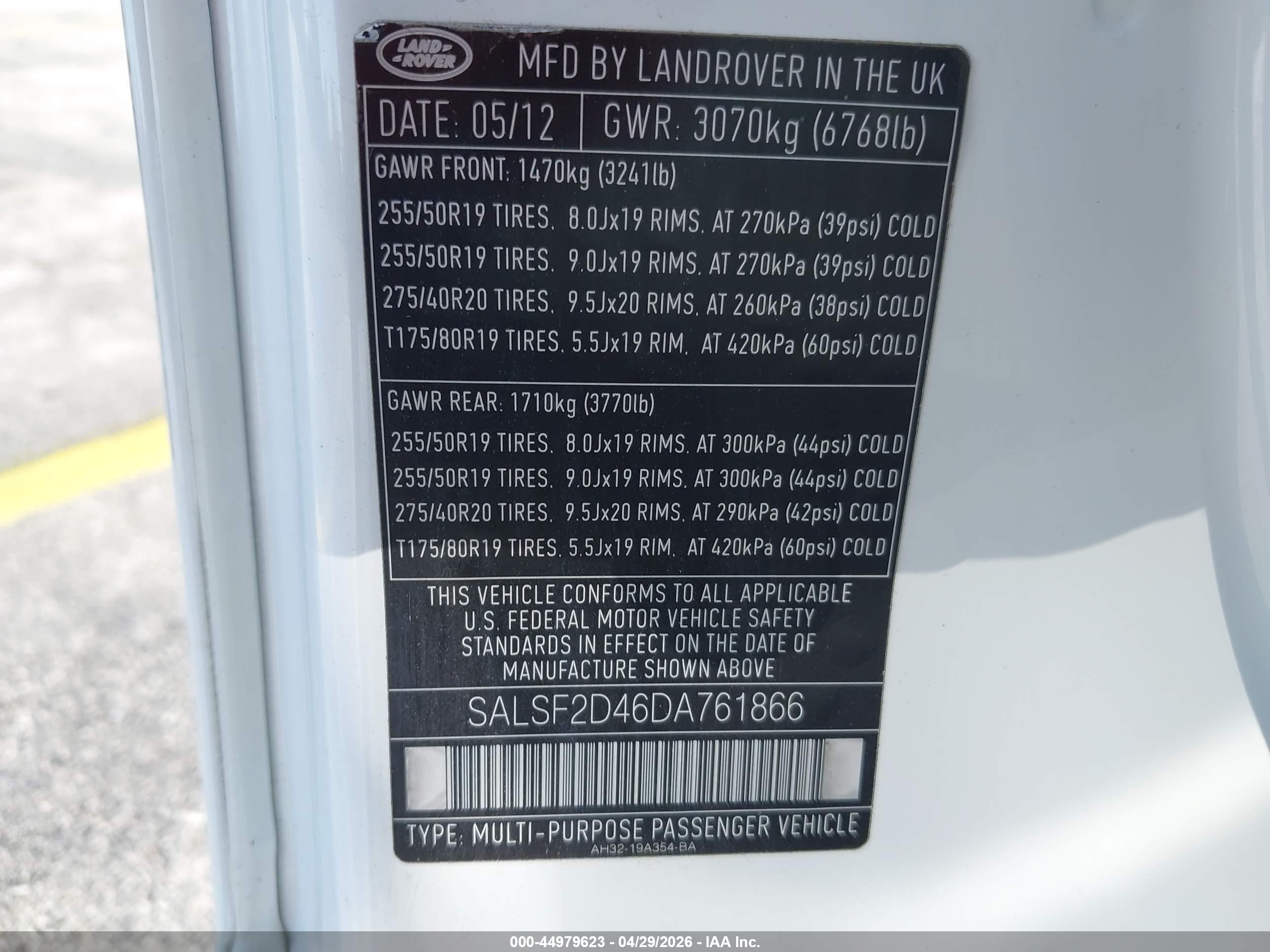 LAND ROVER image 9