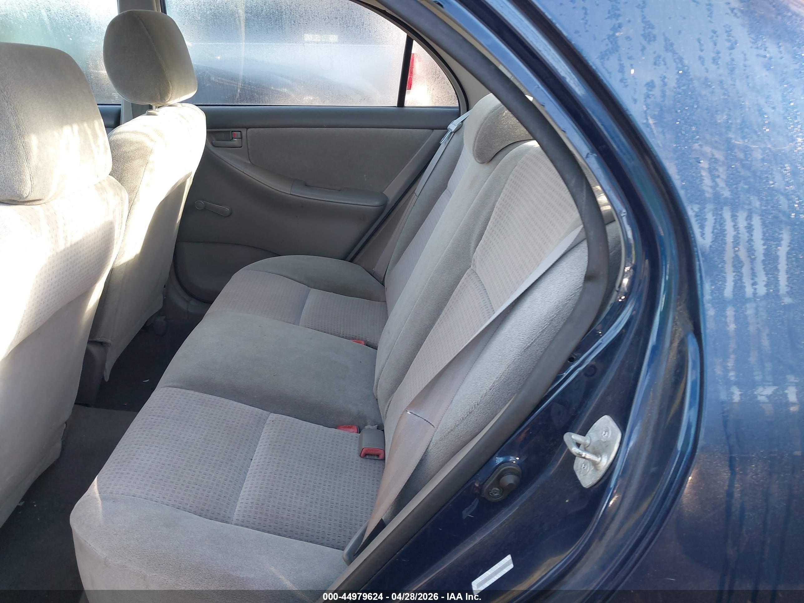 TOYOTA COROLLA image 8