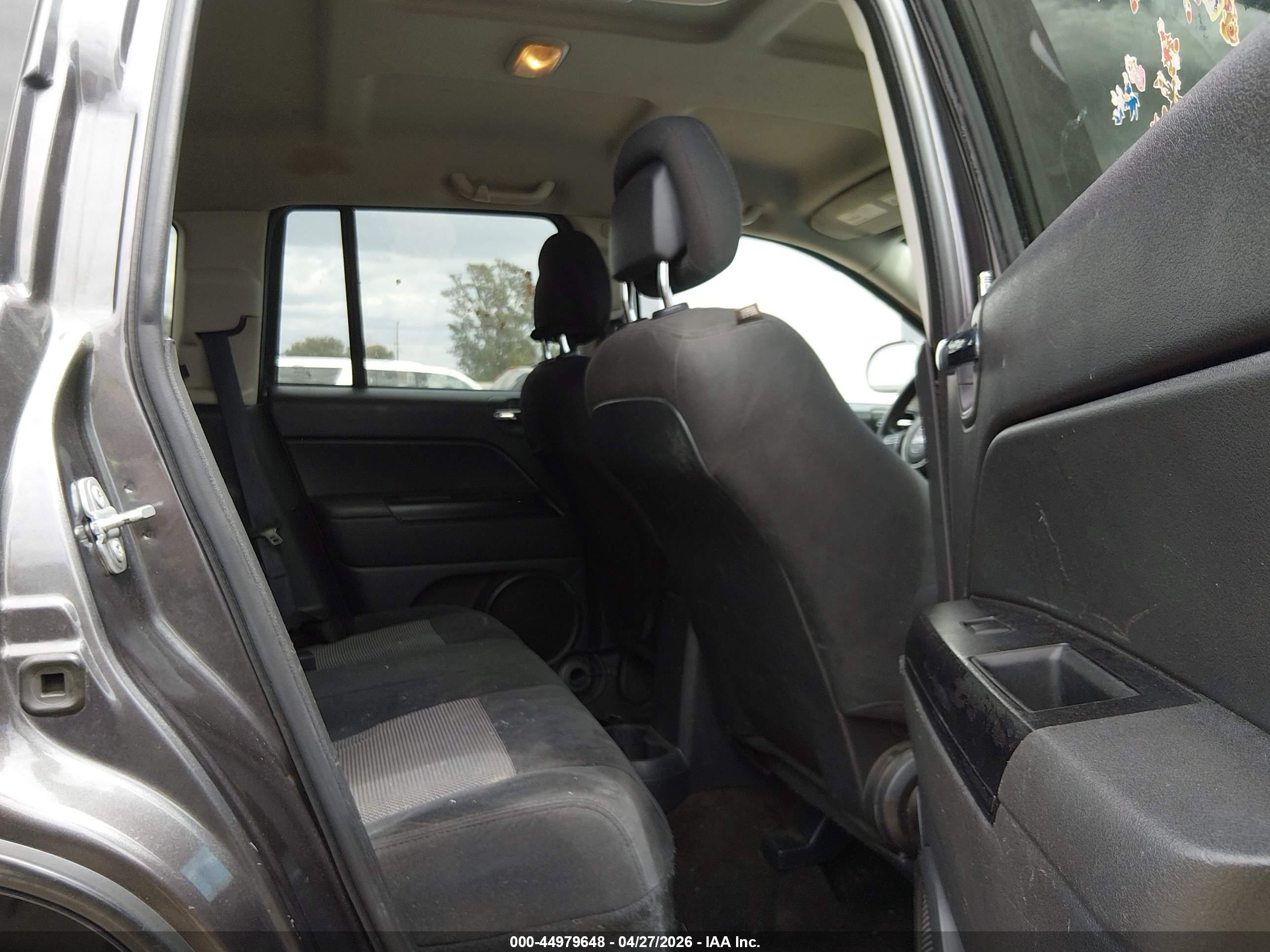 JEEP COMPASS image 8