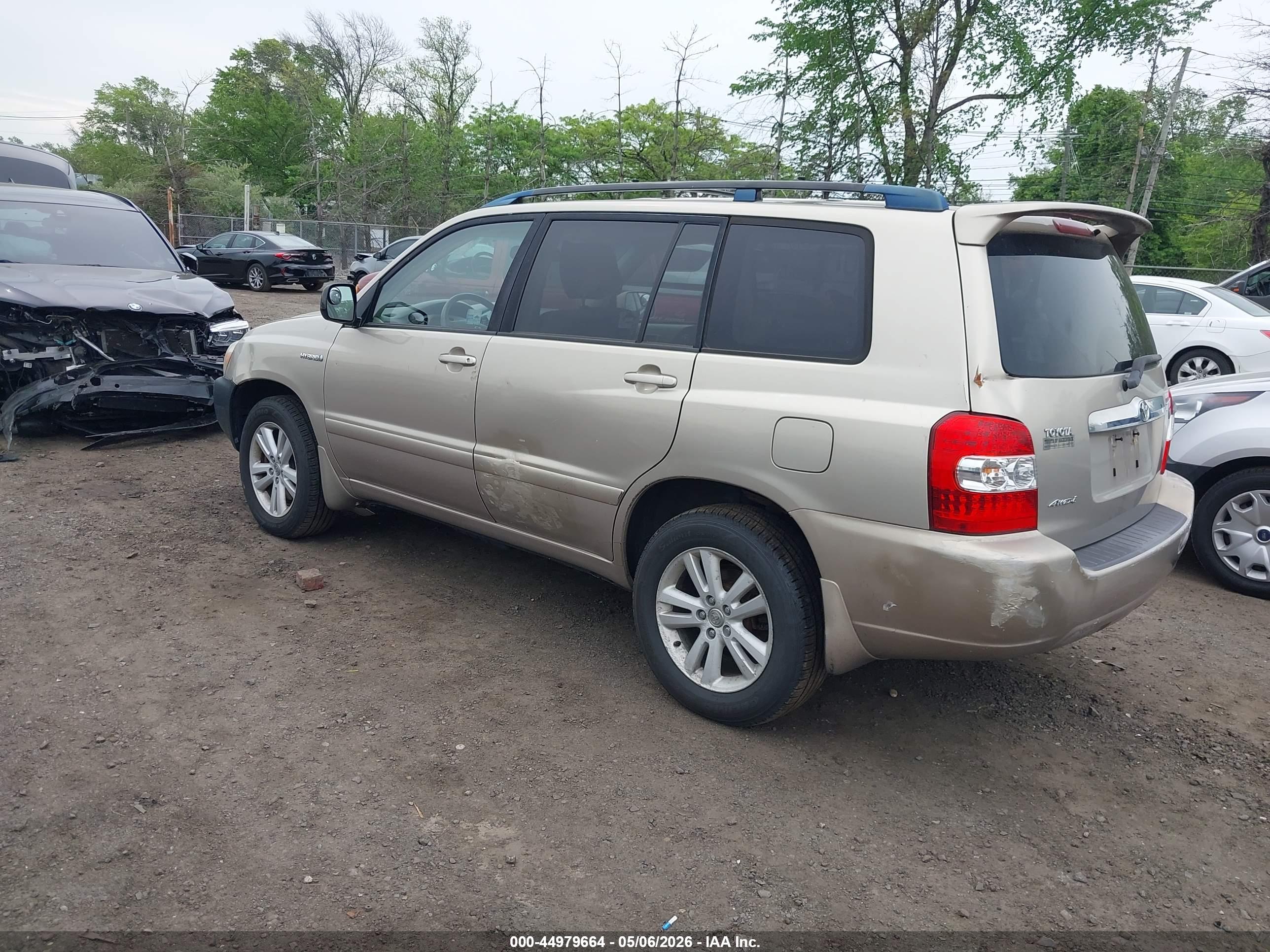 TOYOTA HIGHLANDER image 3