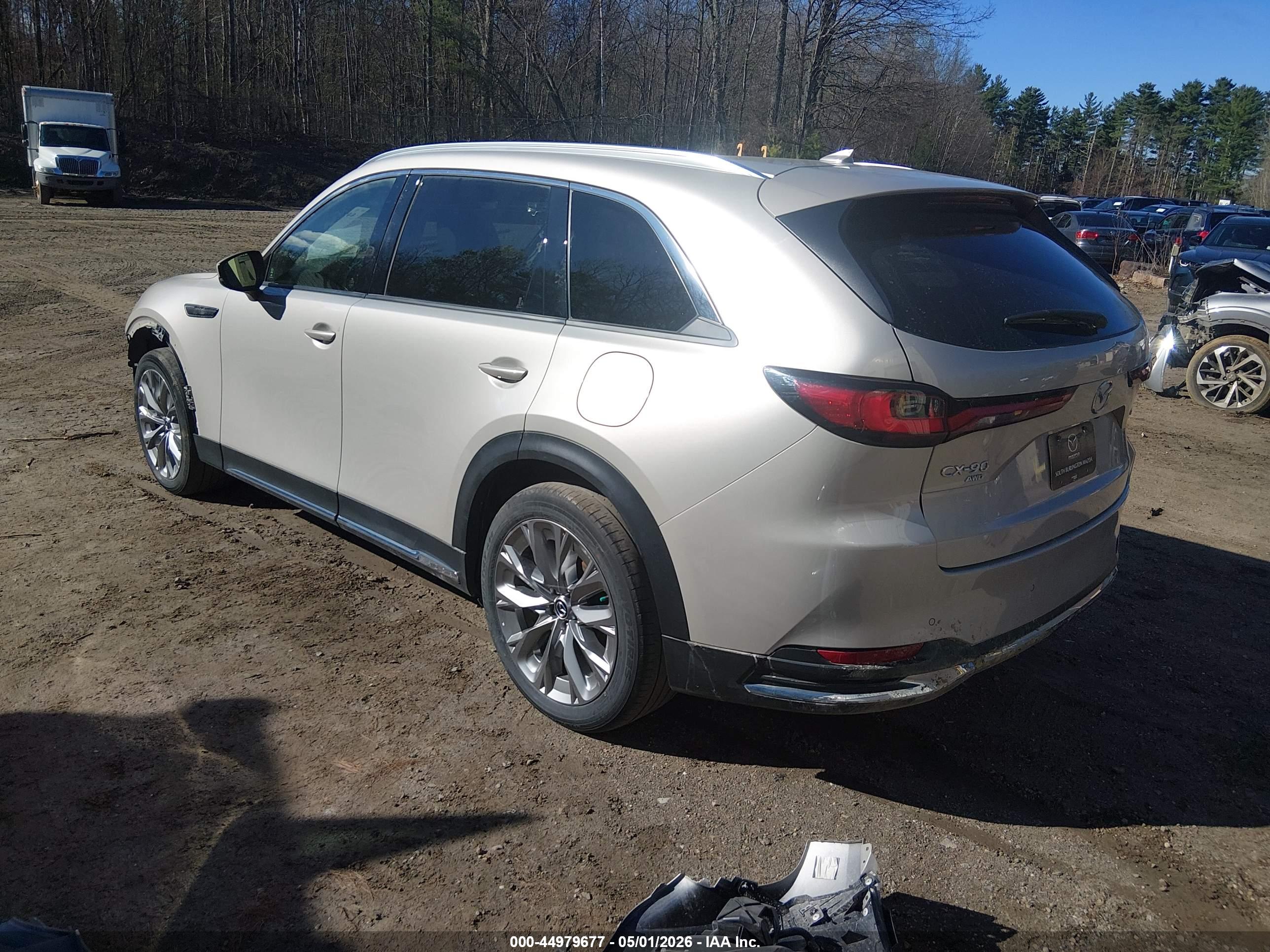 MAZDA CX-90 image 3