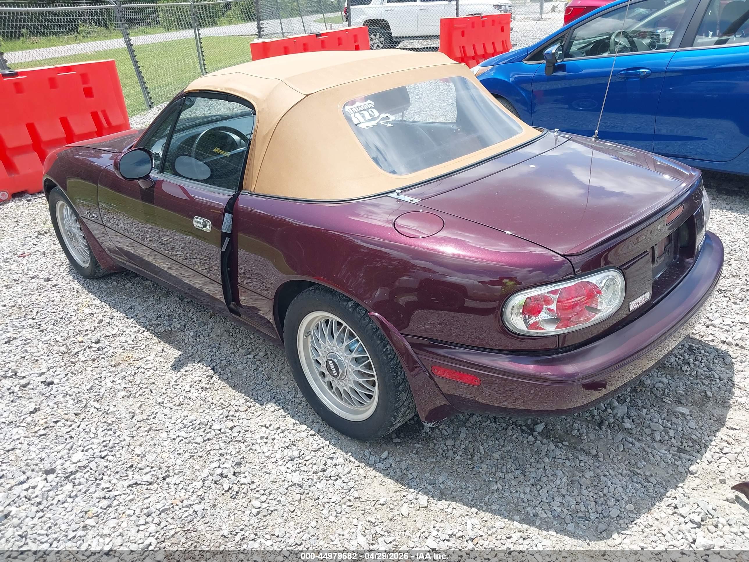 MAZDA MX-5 image 3