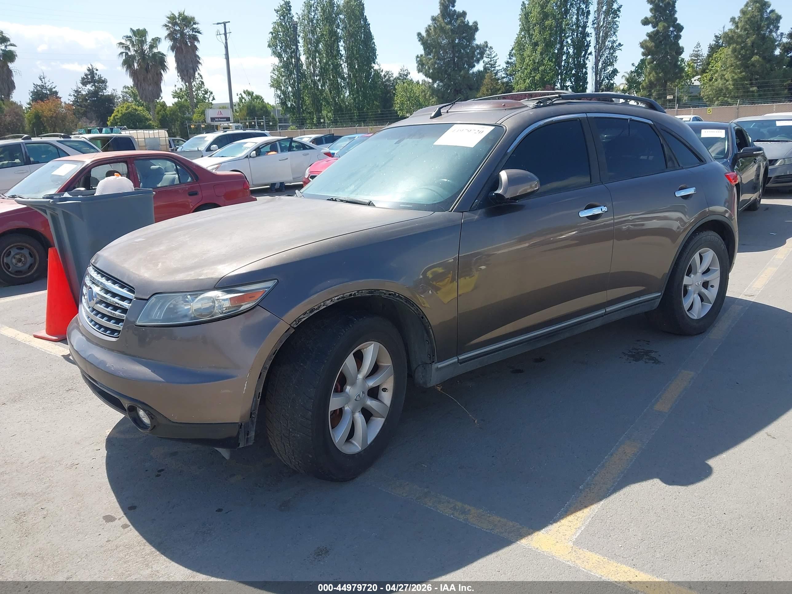 INFINITI FX35 image 2