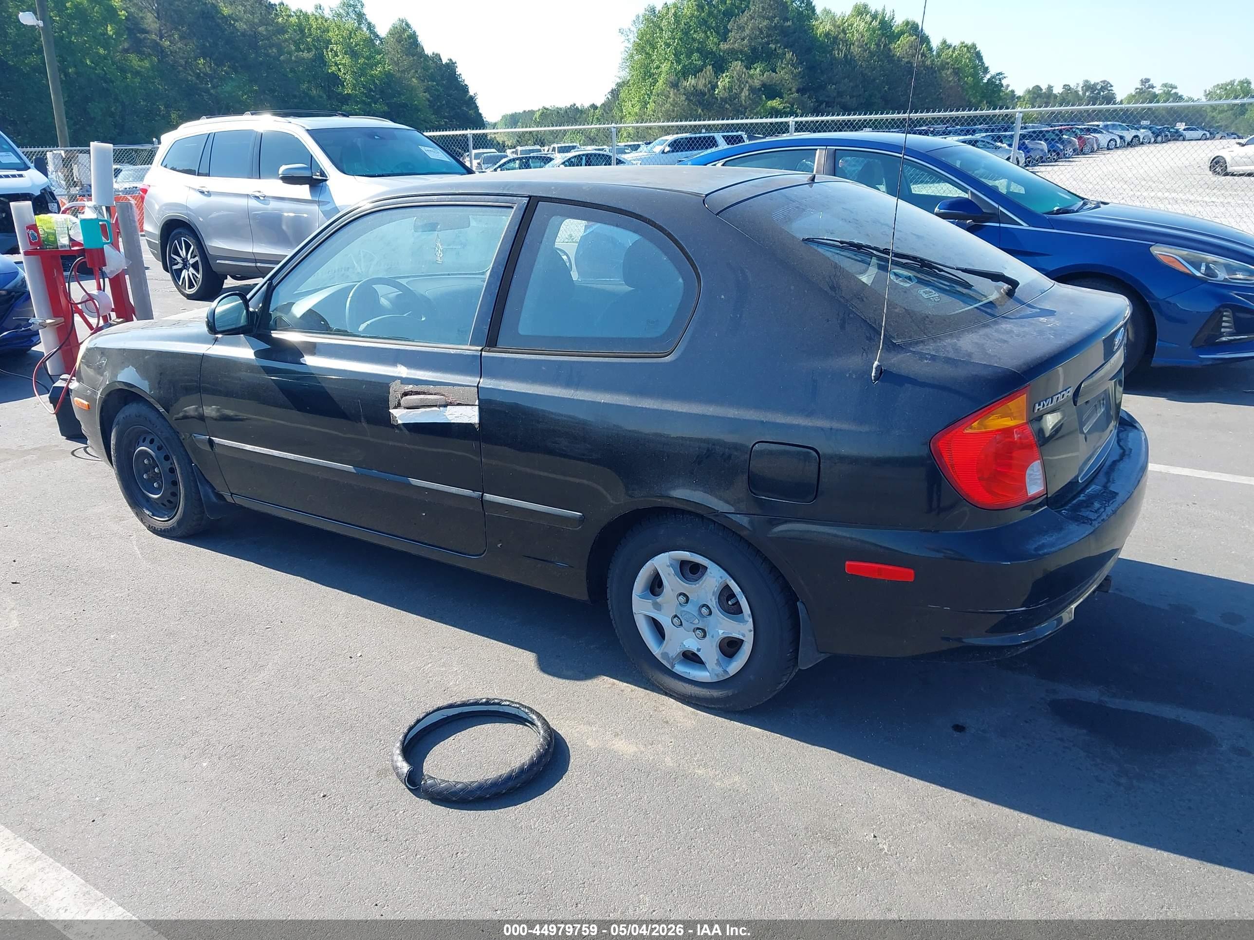 HYUNDAI ACCENT image 3