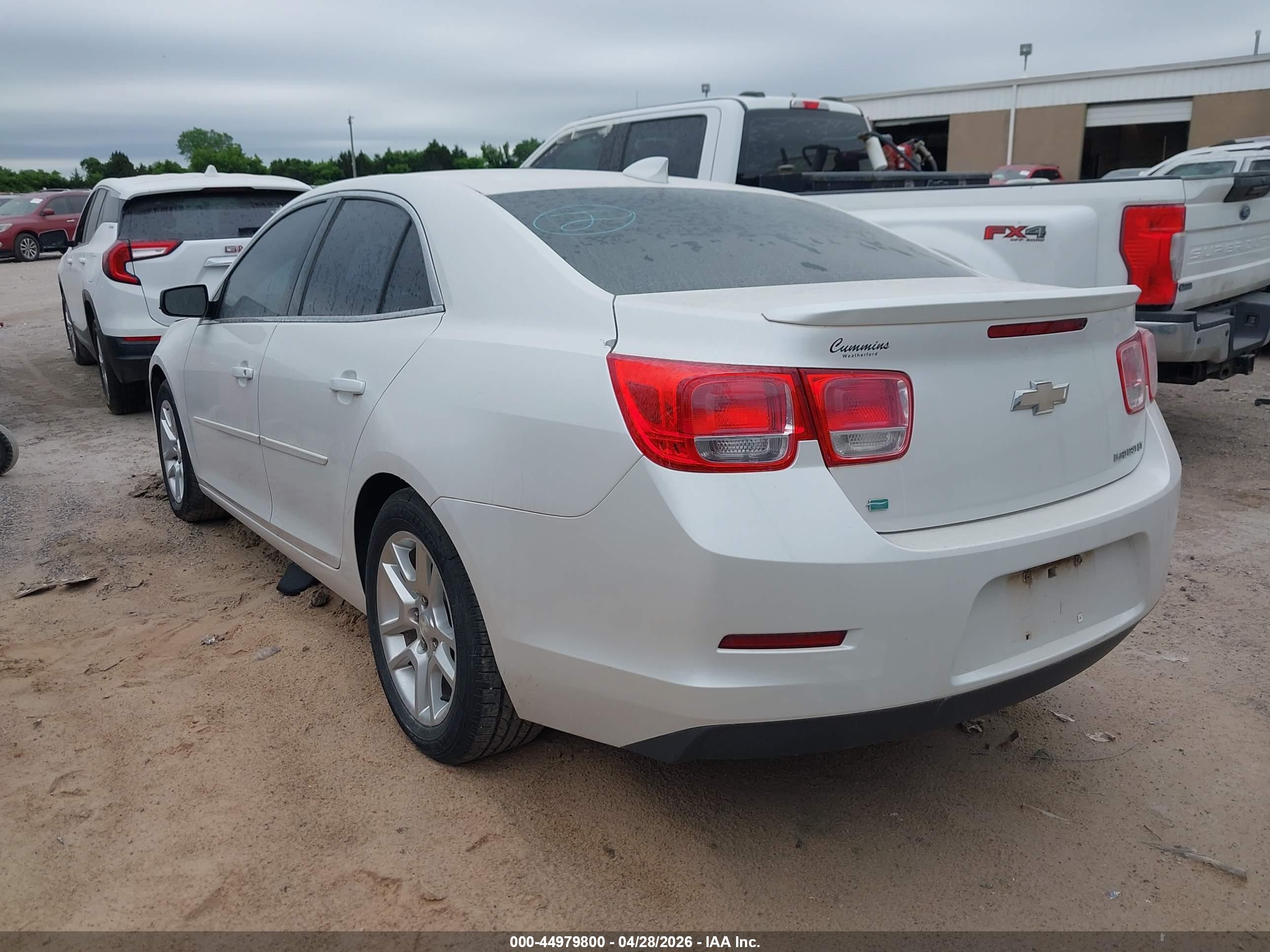CHEVROLET MALIBU image 3