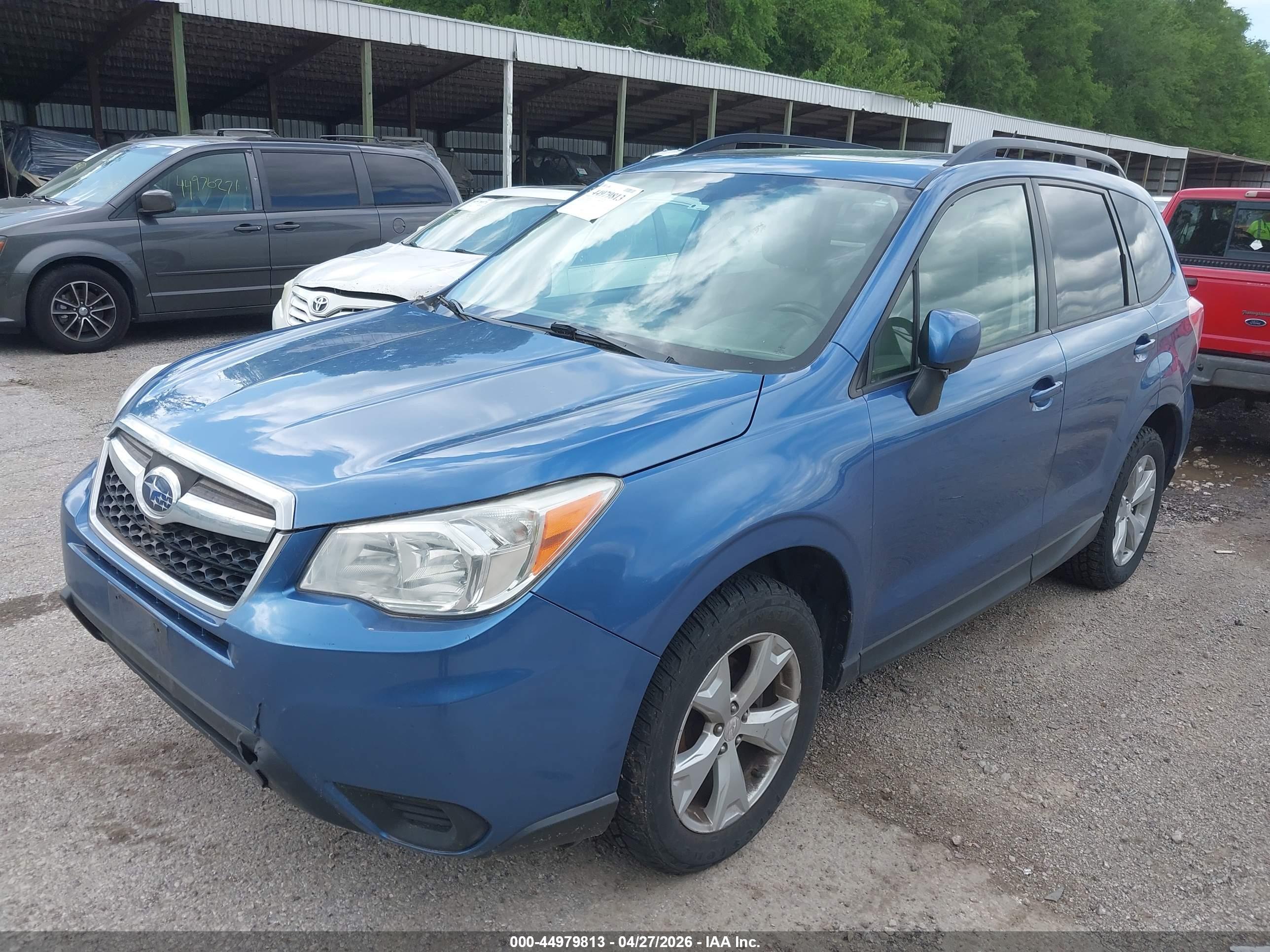 SUBARU FORESTER image 2