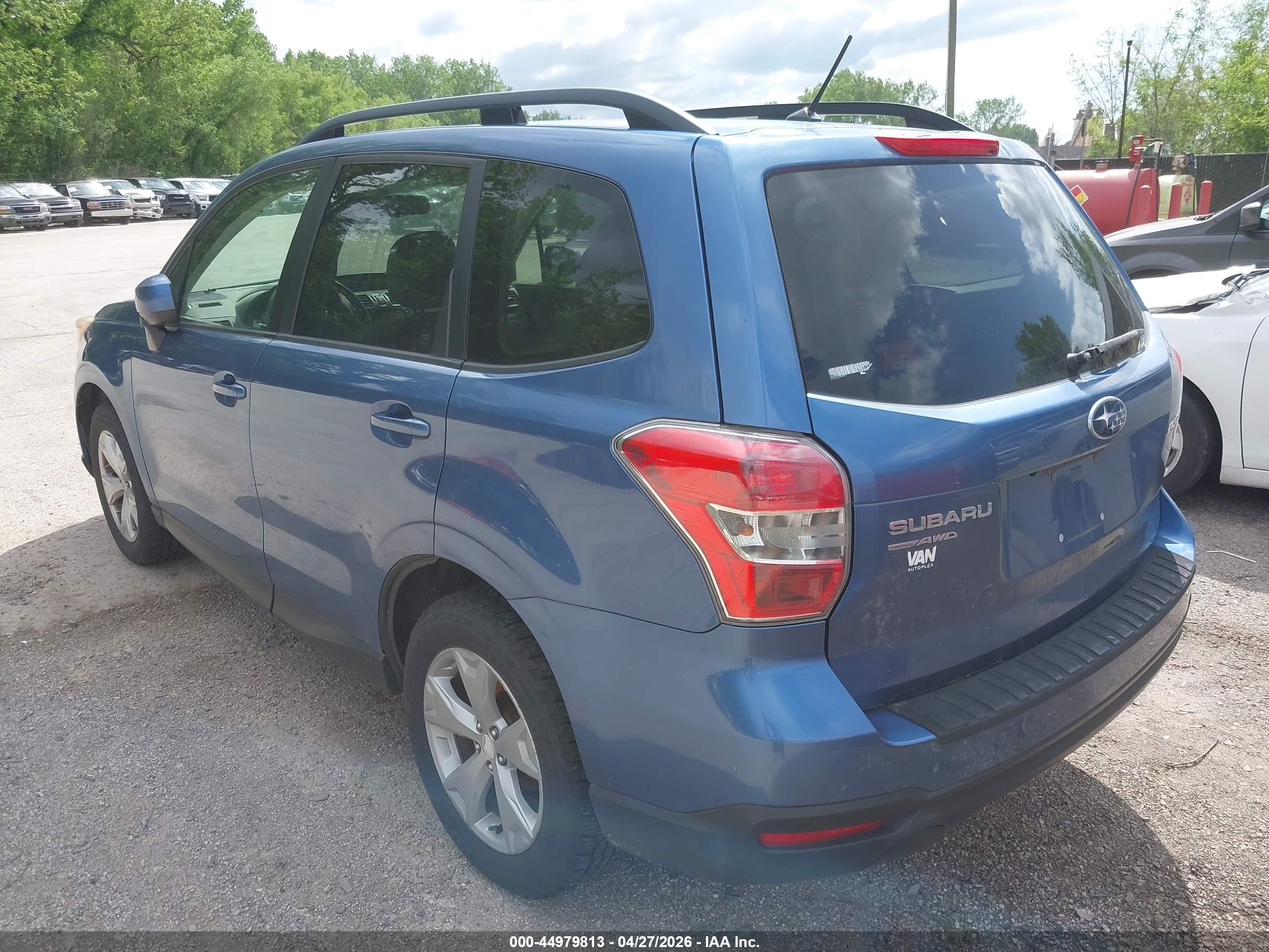 SUBARU FORESTER image 3