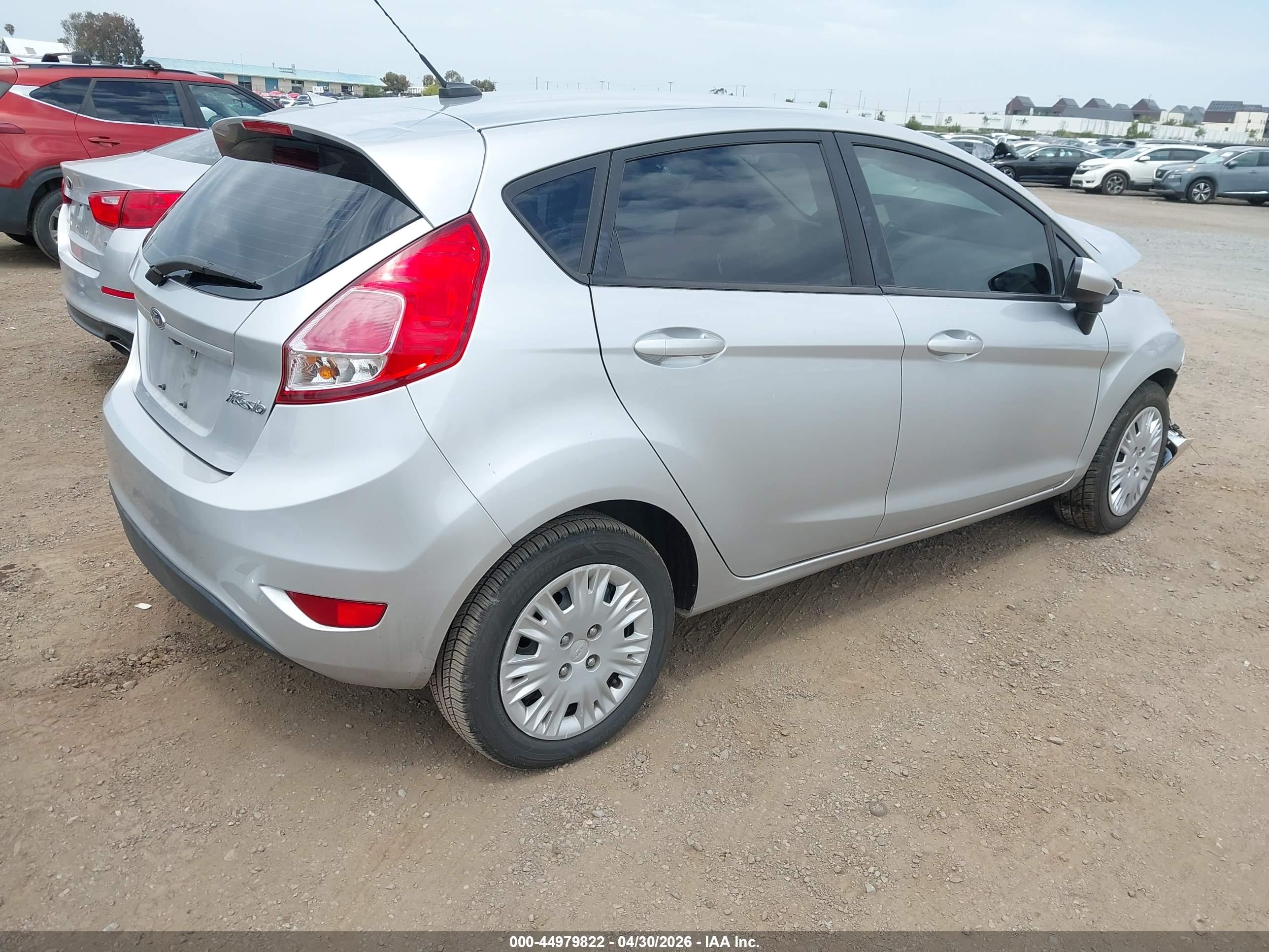 FORD FIESTA image 4