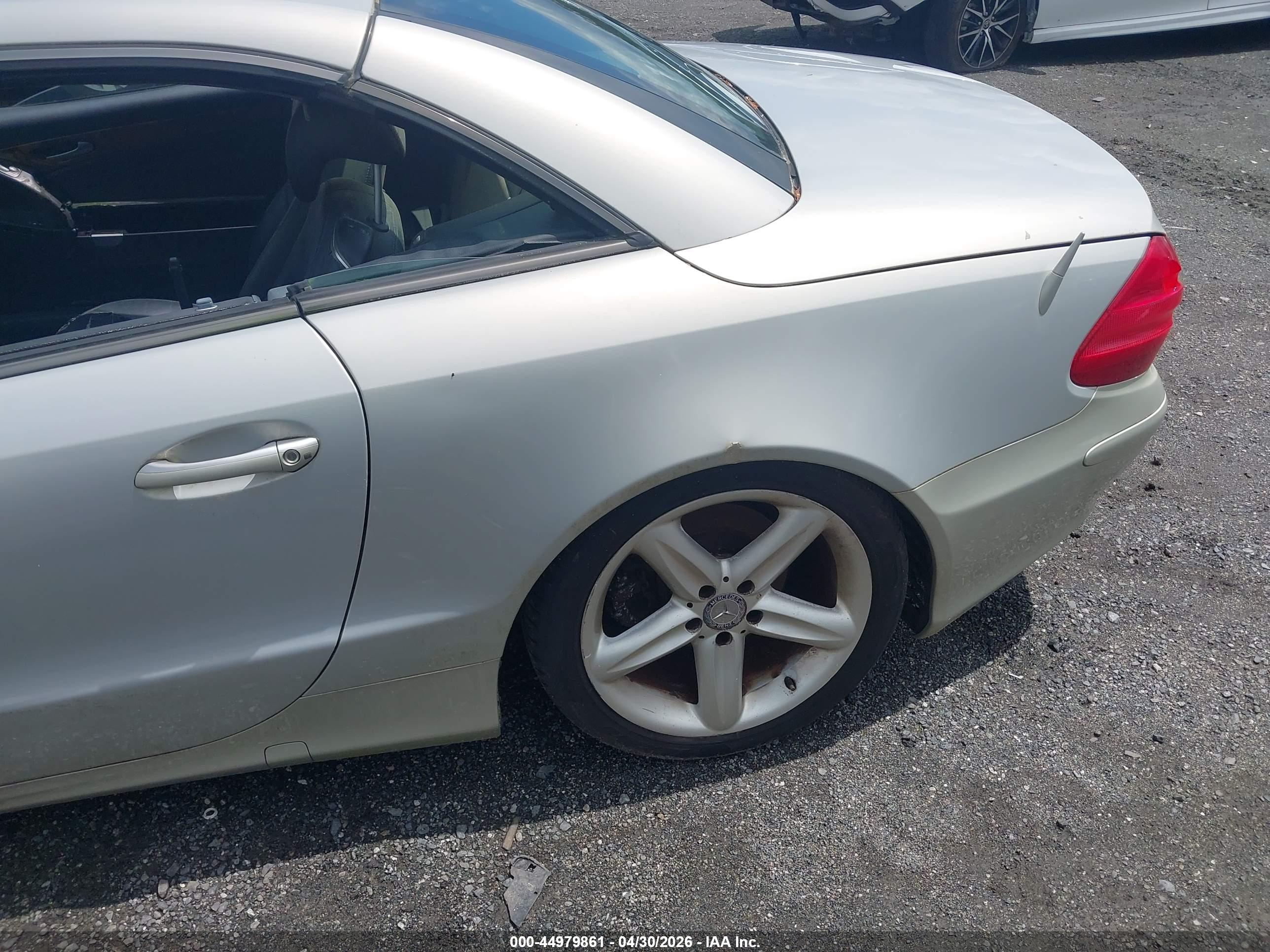 MERCEDES-BENZ SL image 6