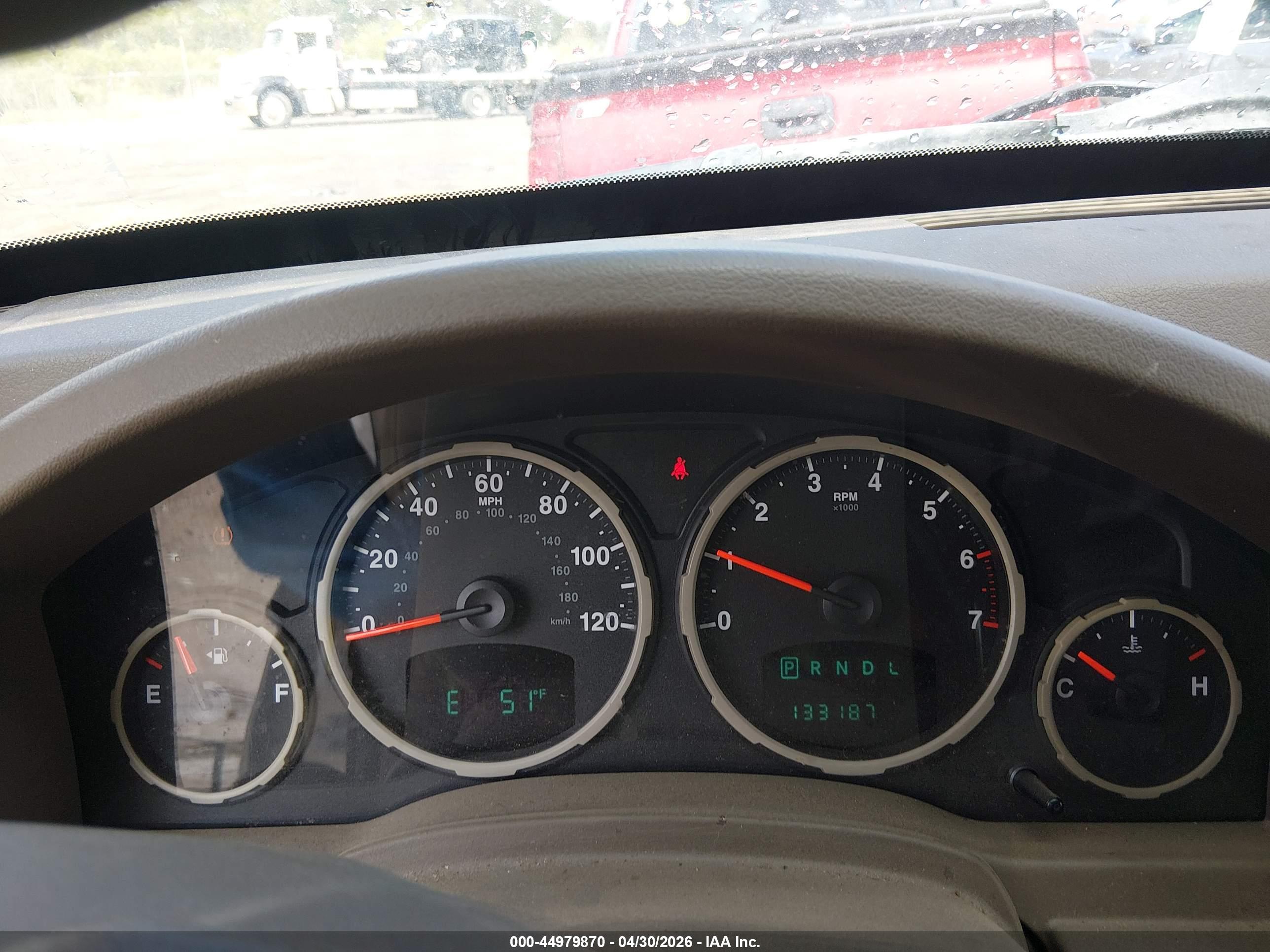 JEEP LIBERTY image 7