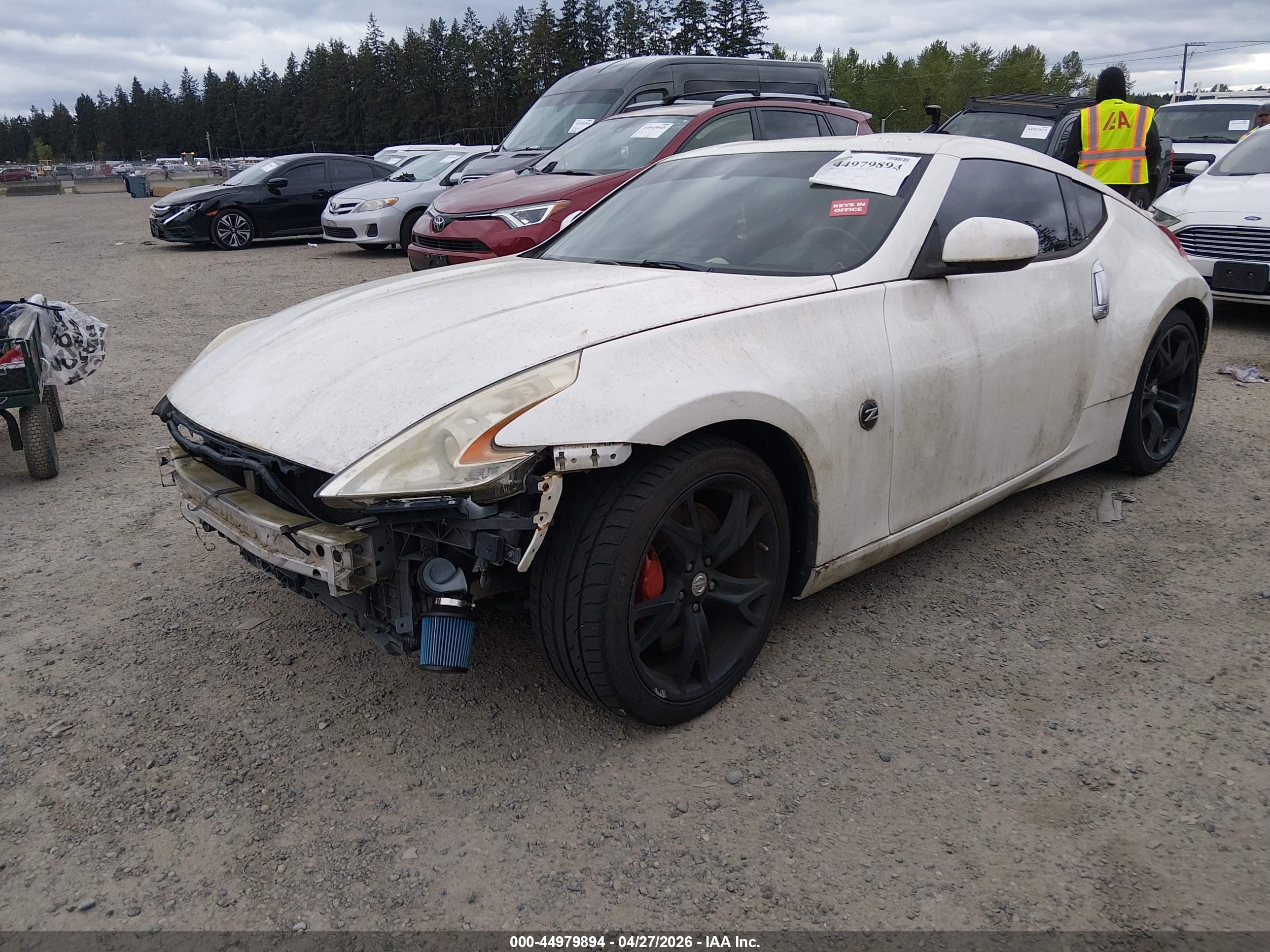 NISSAN 370Z image 2