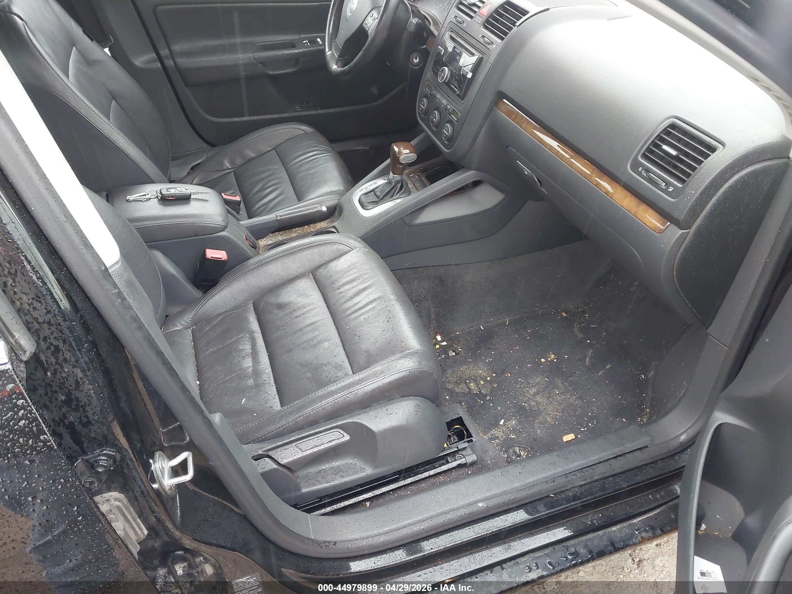VOLKSWAGEN JETTA image 5