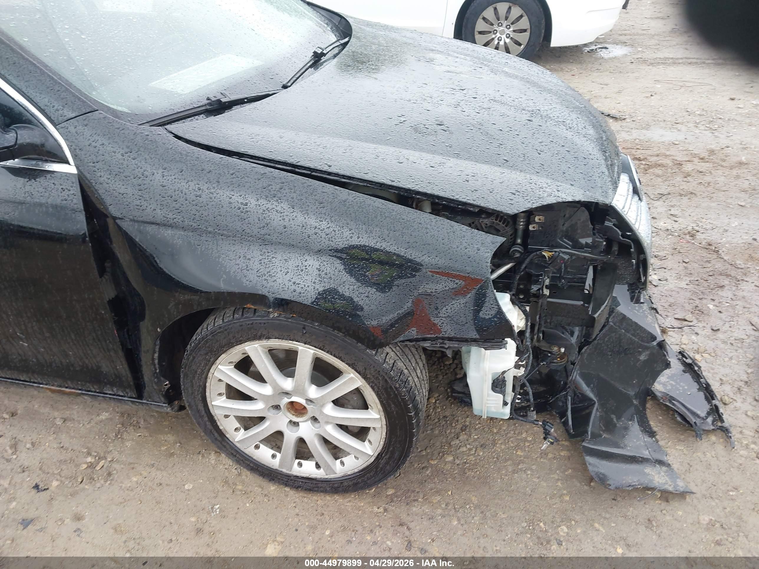 VOLKSWAGEN JETTA image 6