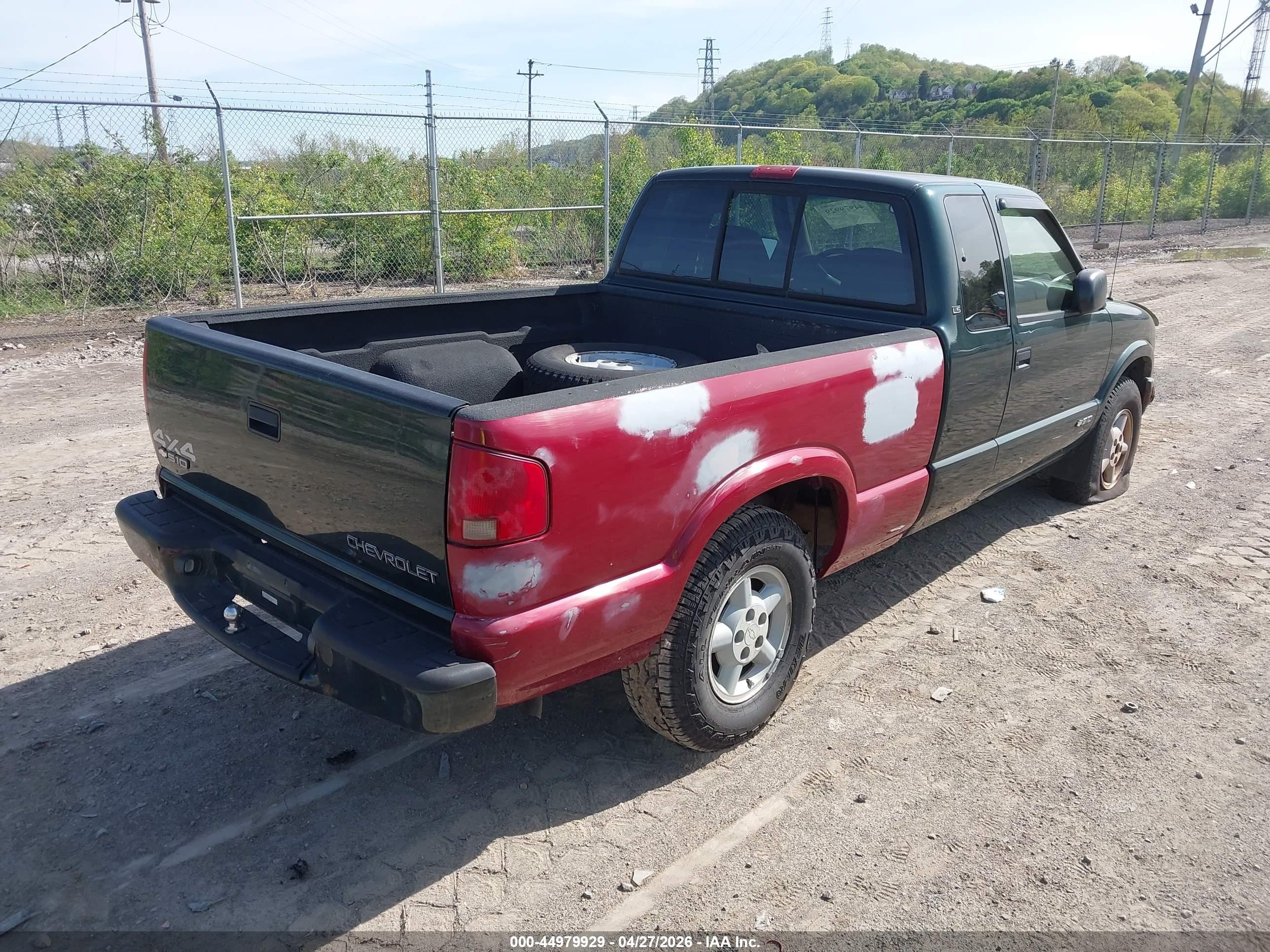 CHEVROLET S-10 image 4