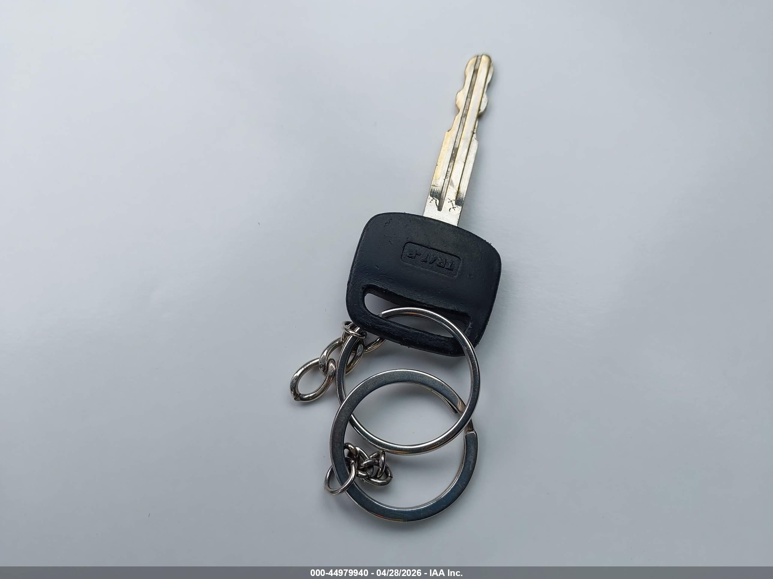 TOYOTA RAV4 image 11