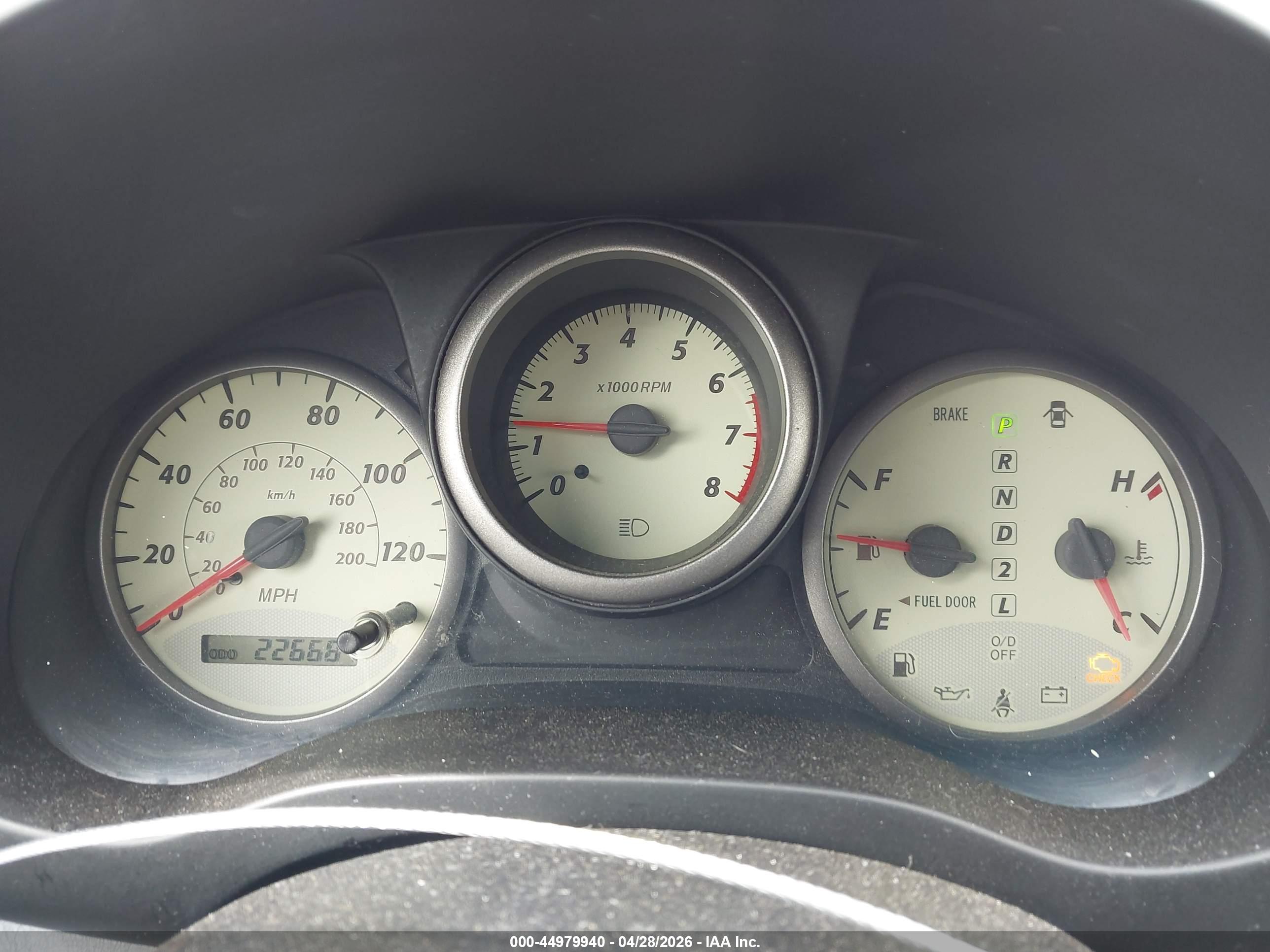 TOYOTA RAV4 image 7