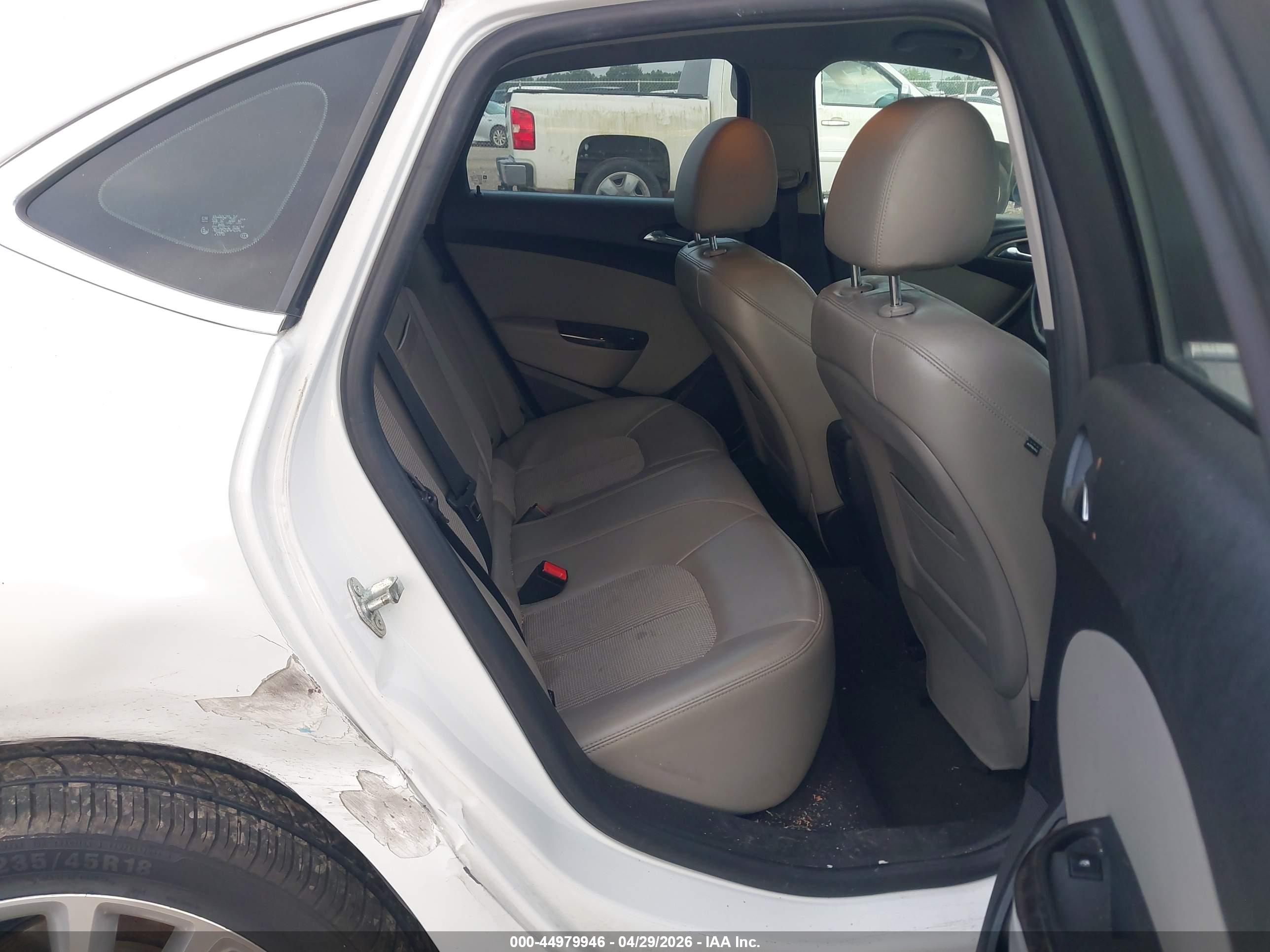 BUICK VERANO image 8