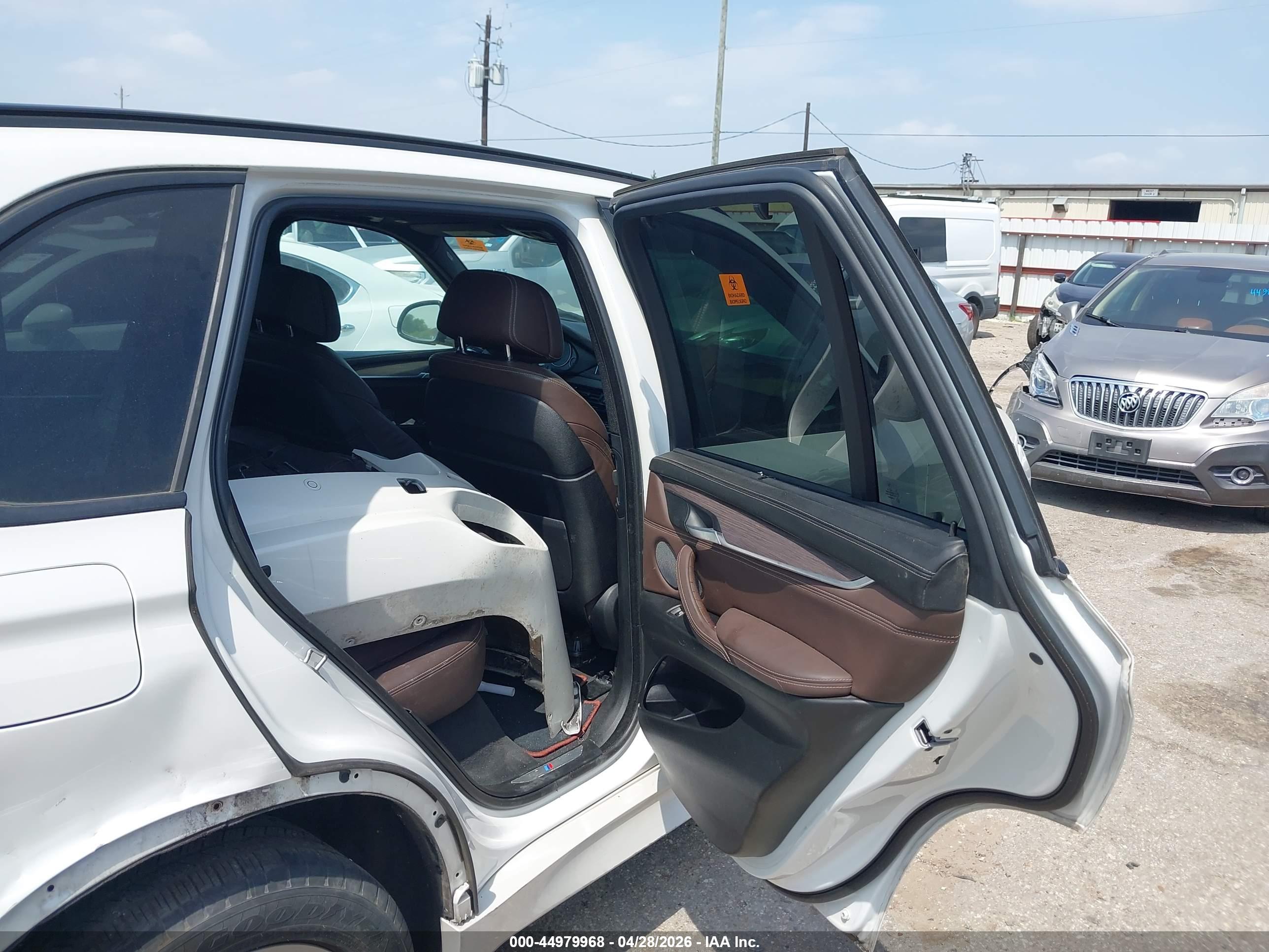 BMW X5 image 8