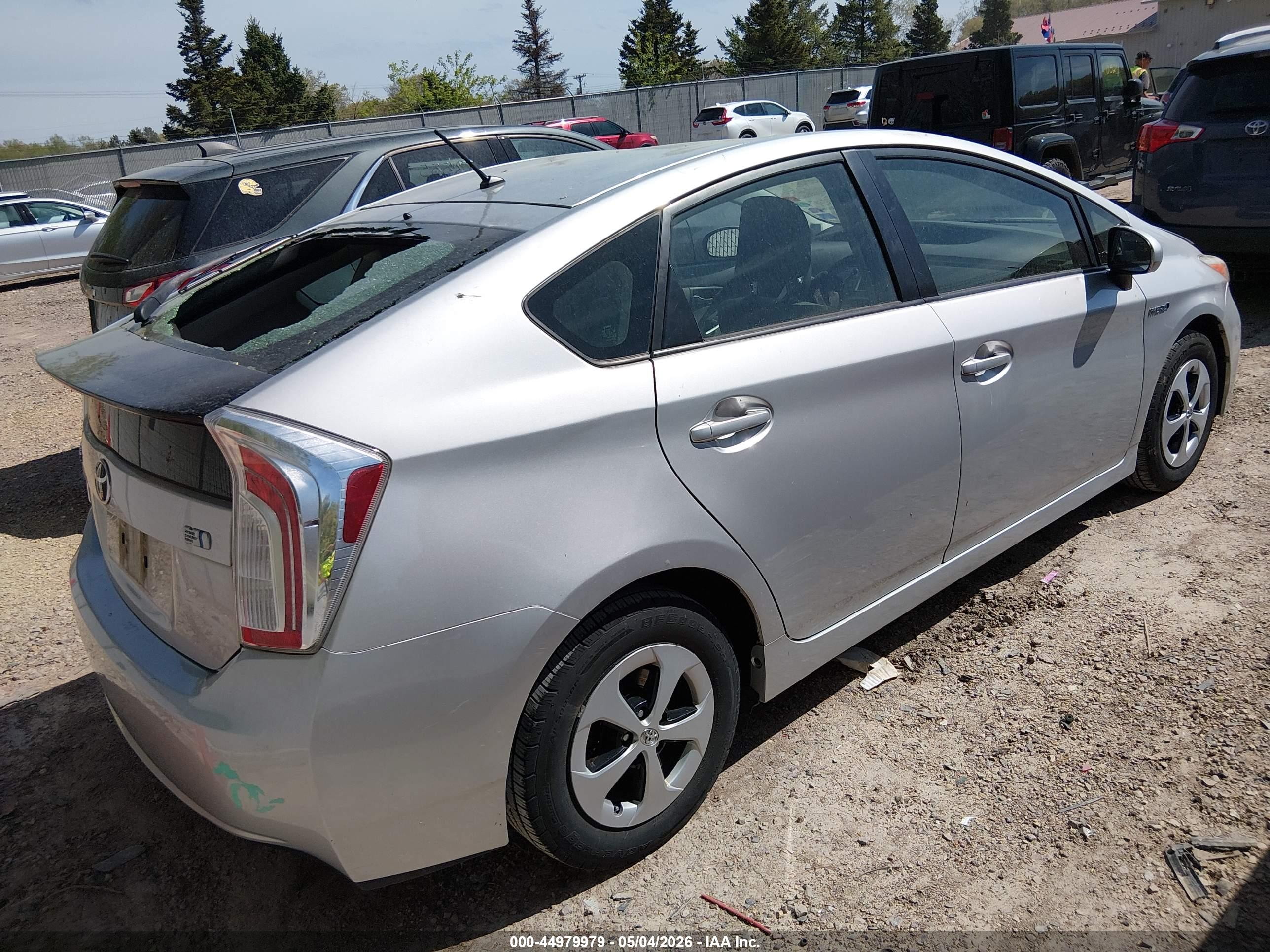 TOYOTA PRIUS image 4