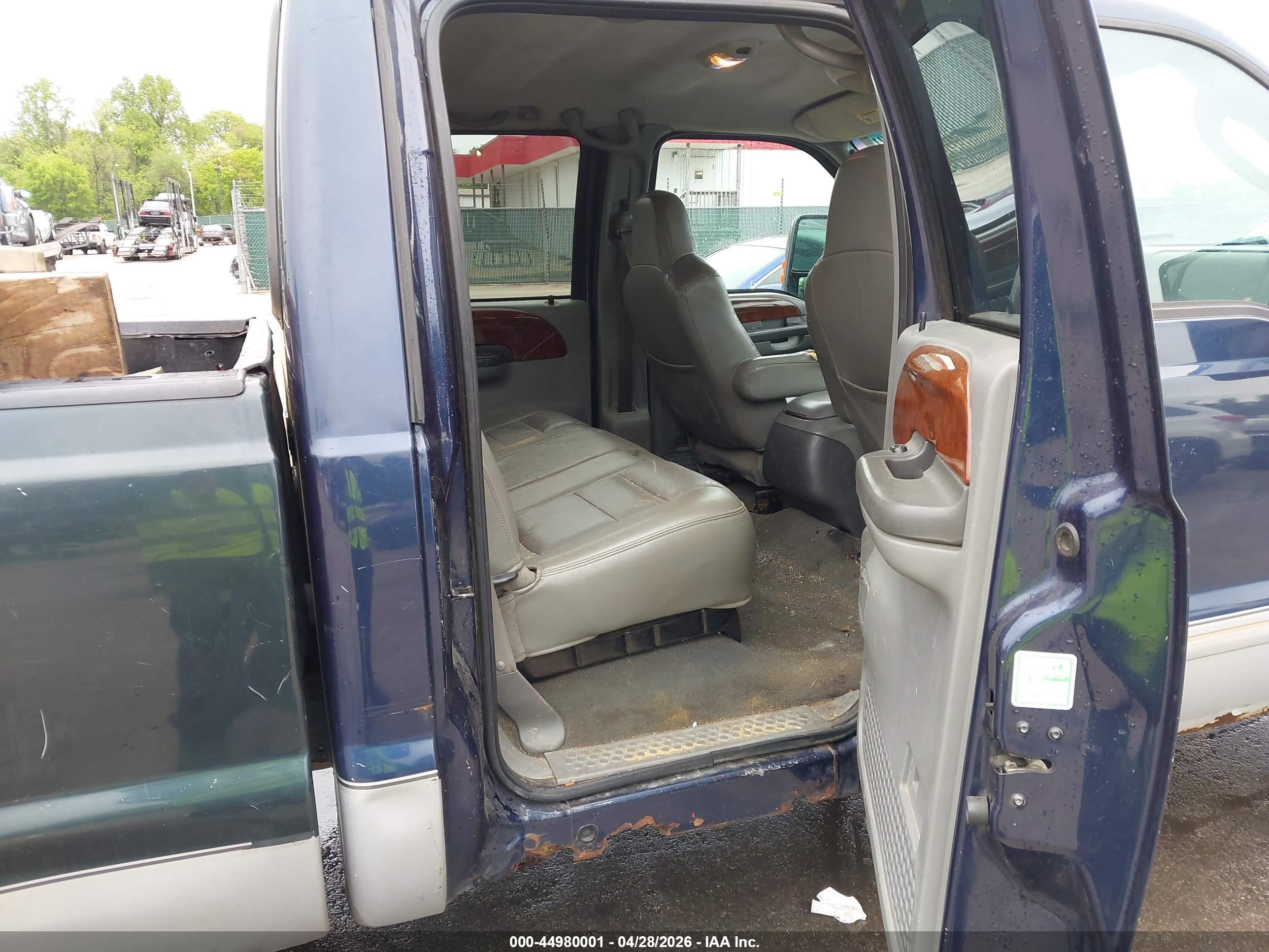 FORD F-250 image 8