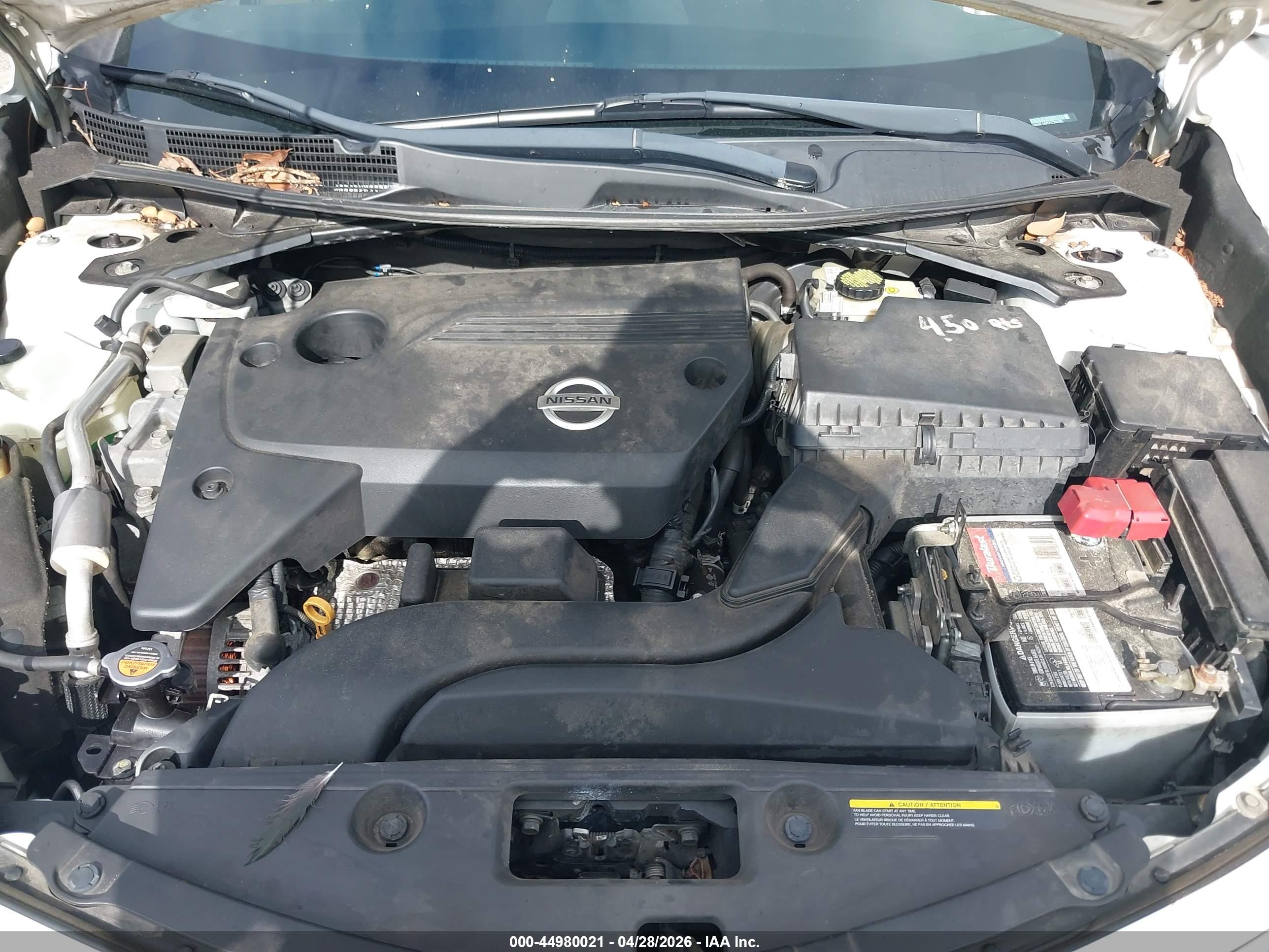 NISSAN ALTIMA image 10