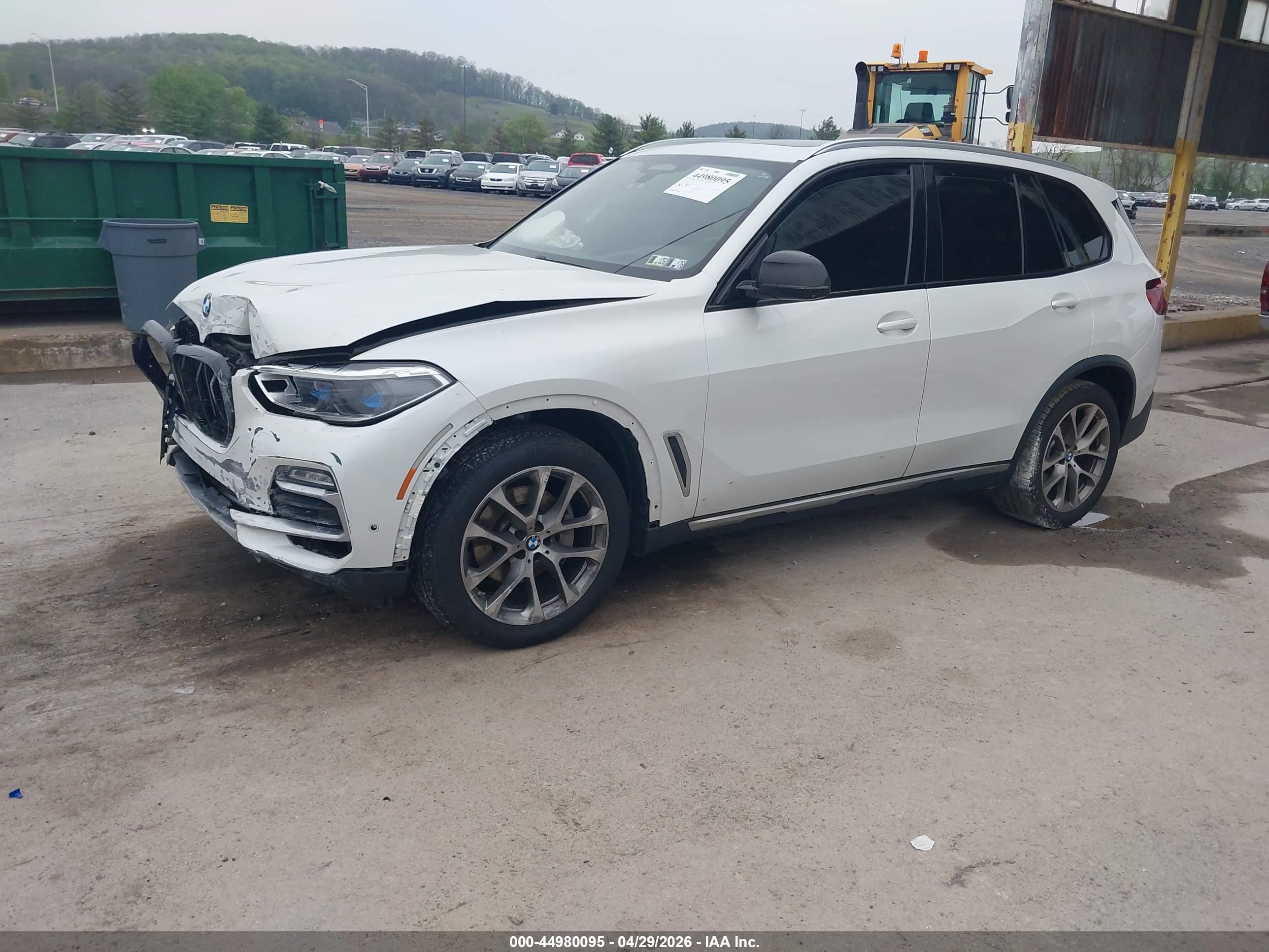 BMW X5 image 2