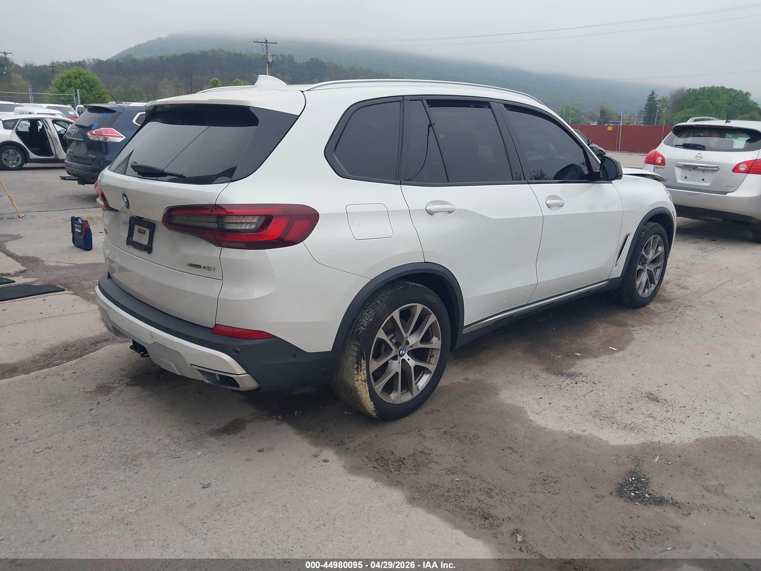 BMW X5 image 4