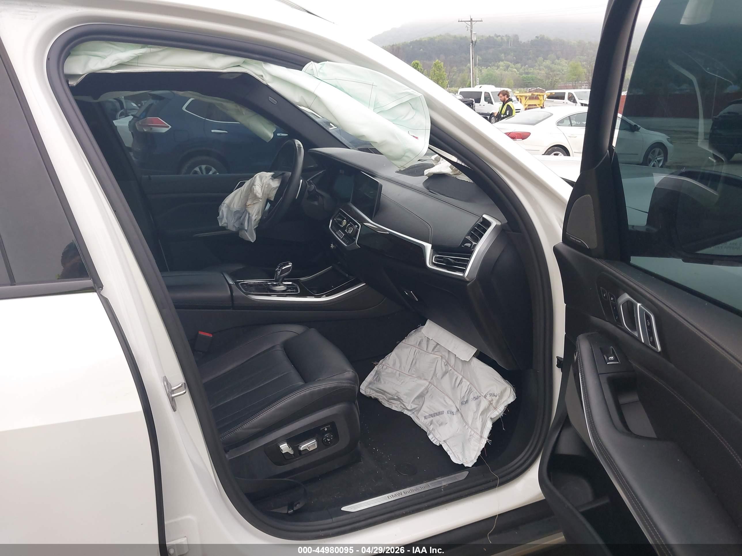 BMW X5 image 5