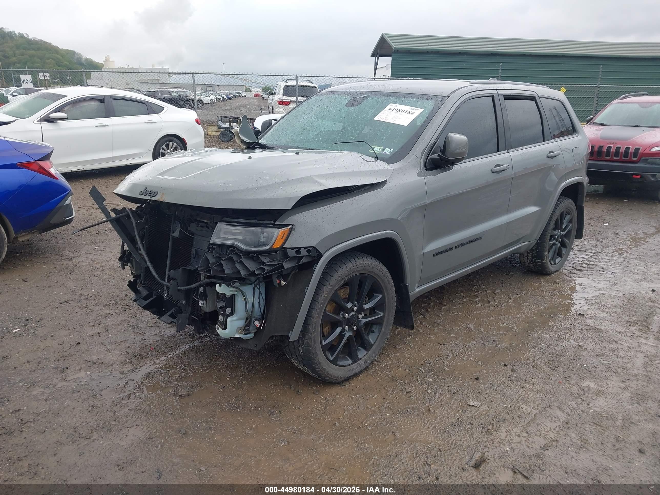 JEEP GRAND image 2