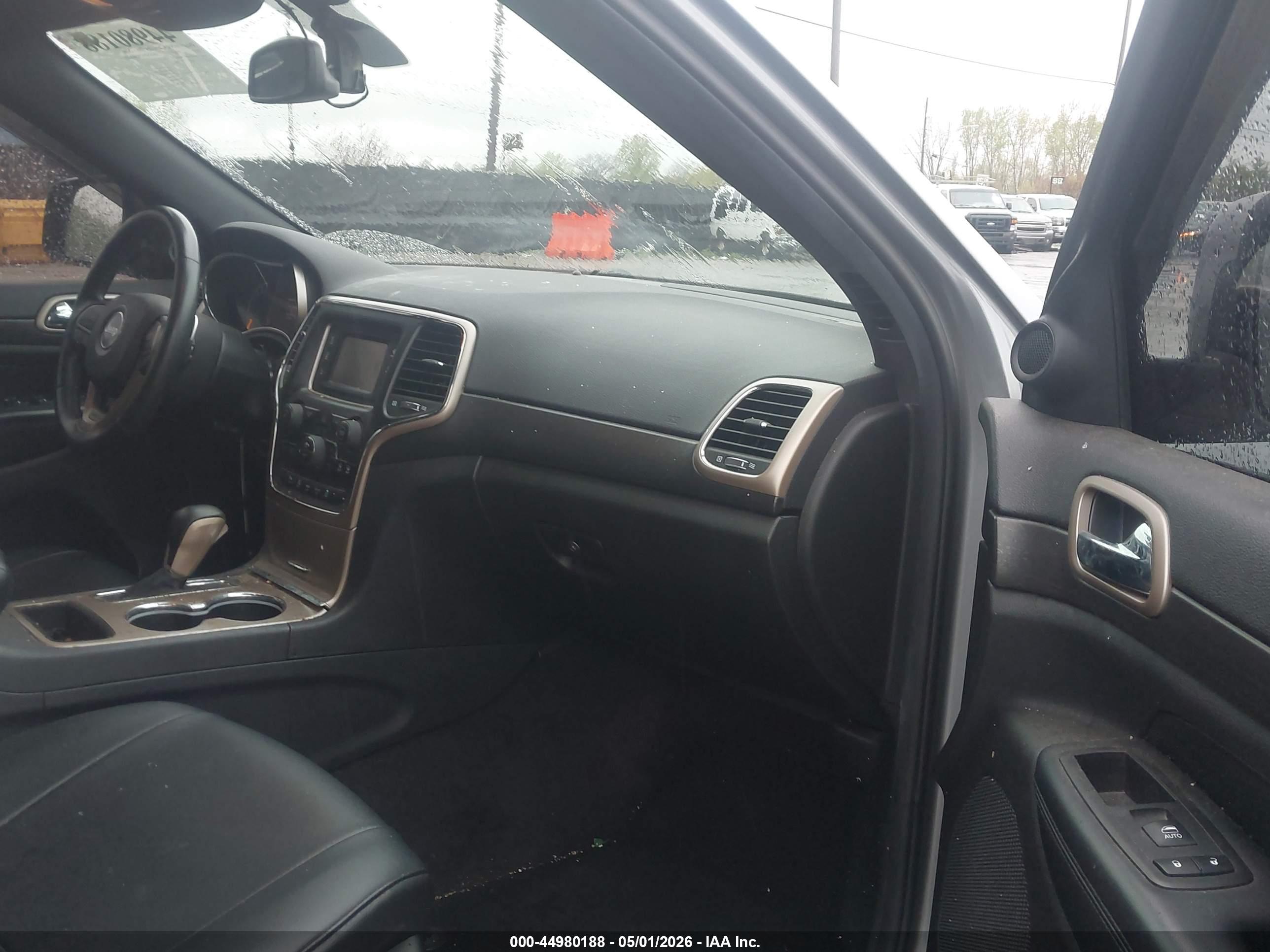 JEEP GRAND image 5