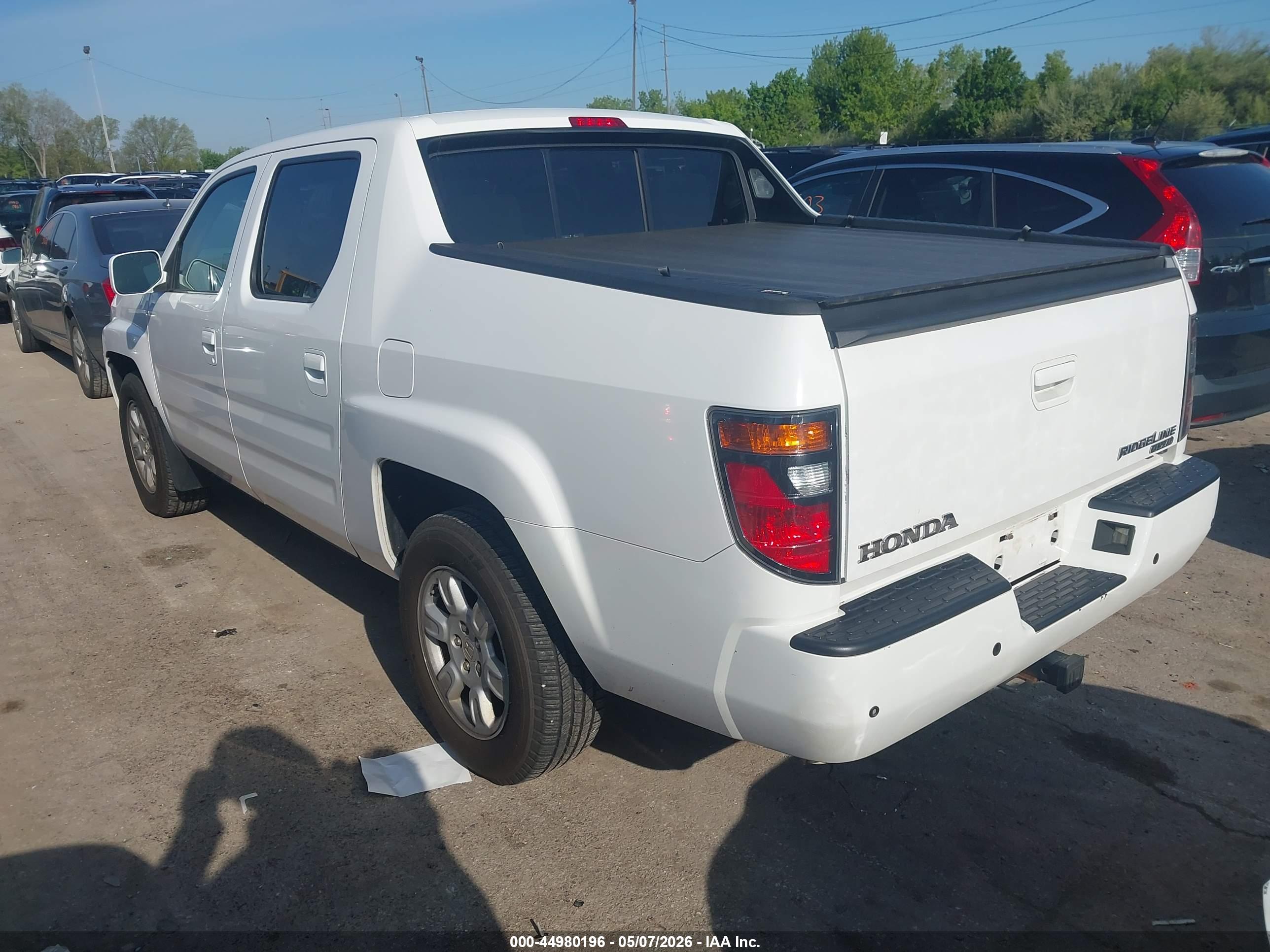 HONDA RIDGELINE image 3