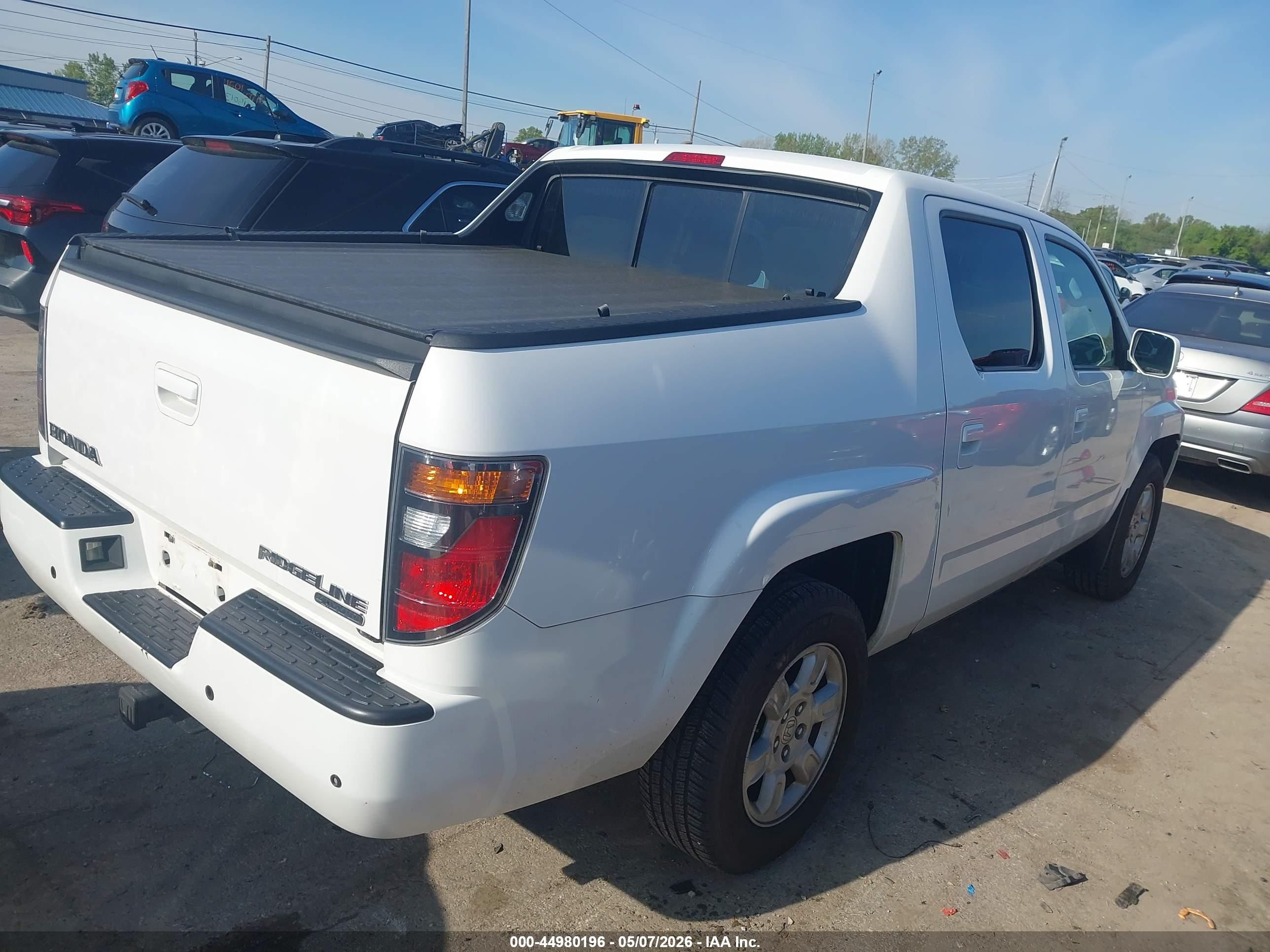 HONDA RIDGELINE image 4