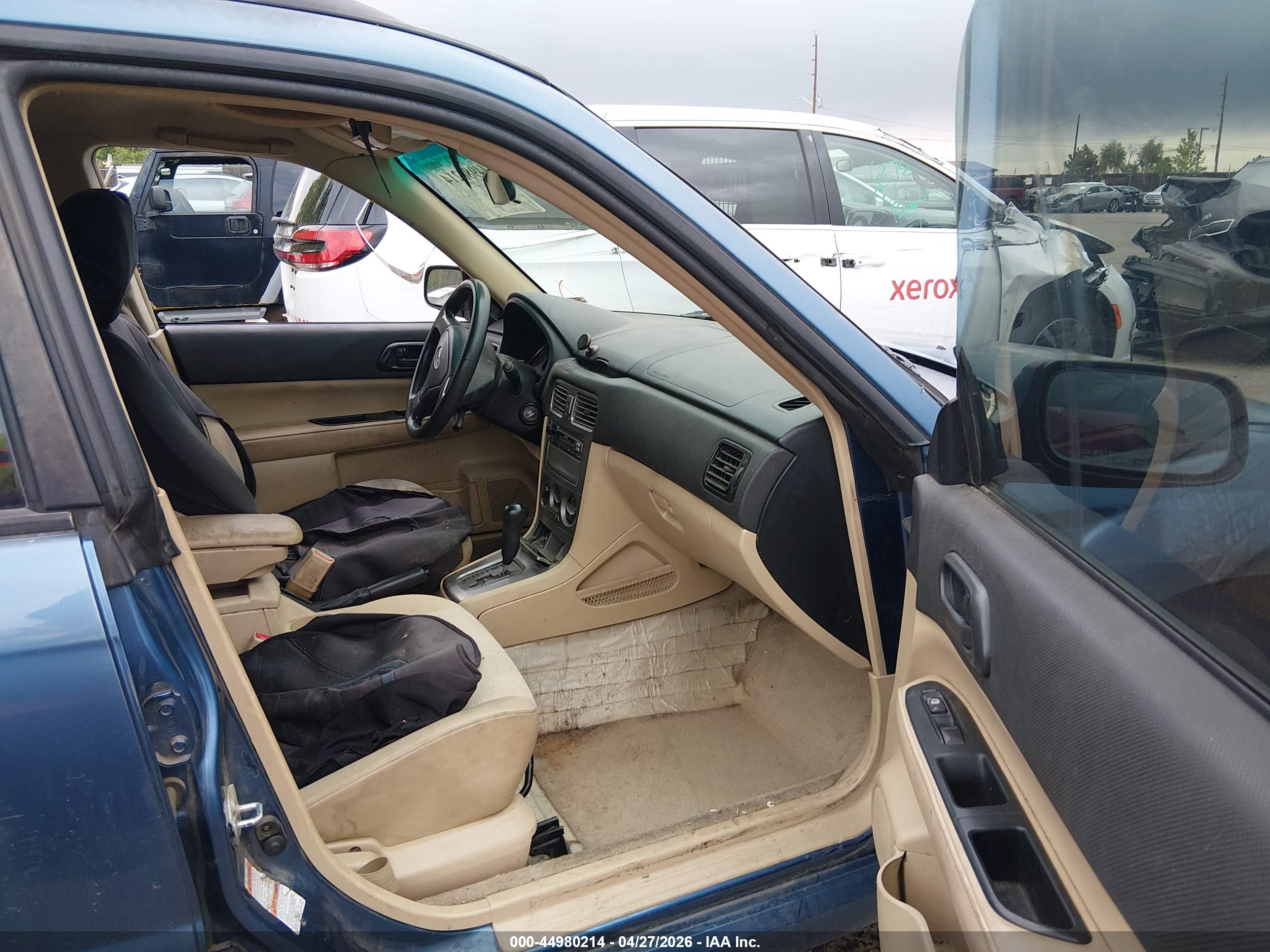 SUBARU FORESTER image 5