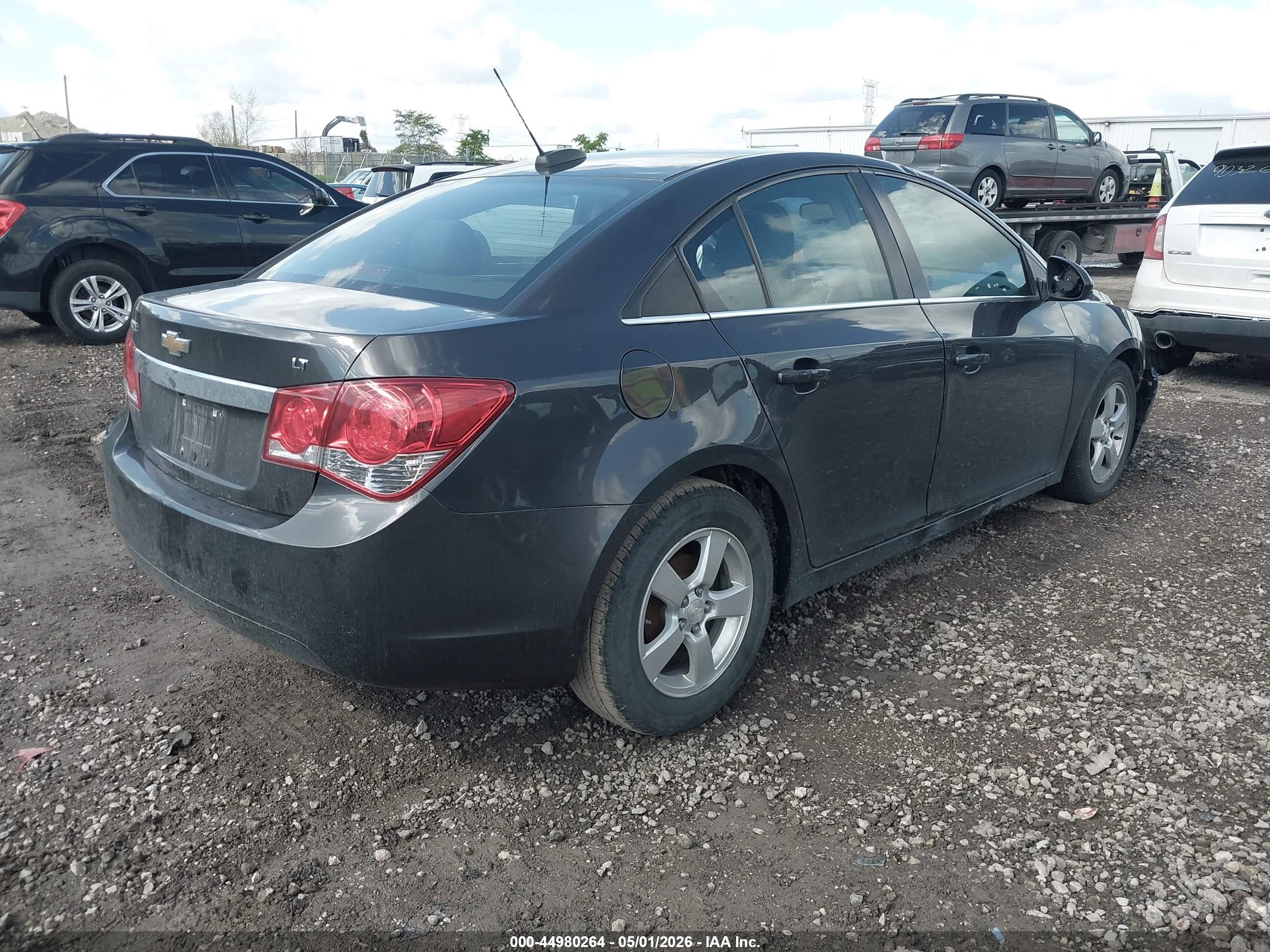 CHEVROLET CRUZE image 4