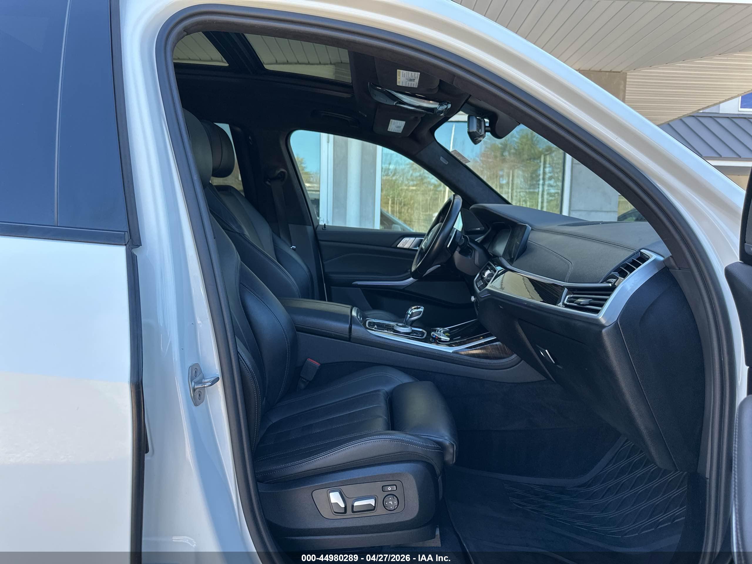 BMW X7 image 5